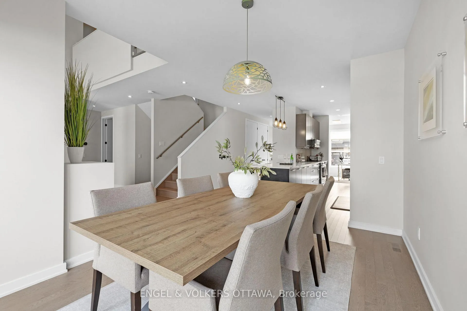 Photo 12 of 126 Orchestra Way, Ottawa, Riverside South/Gloucester Glen — HOMEH