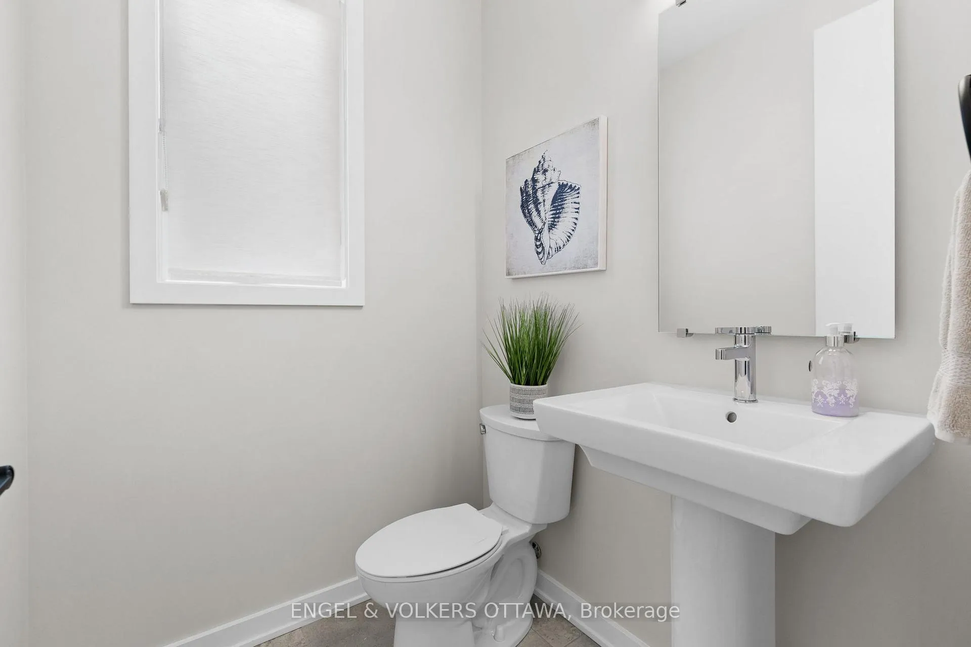 Photo 18 of 126 Orchestra Way, Ottawa, Riverside South/Gloucester Glen — HOMEH
