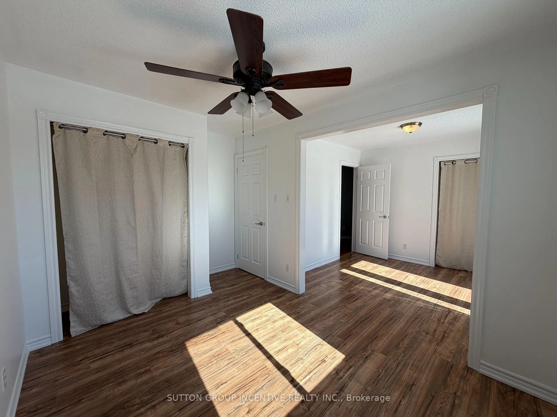 Photo 12 of 62 Kell Place, Barrie, Bayshore — HOMEH
