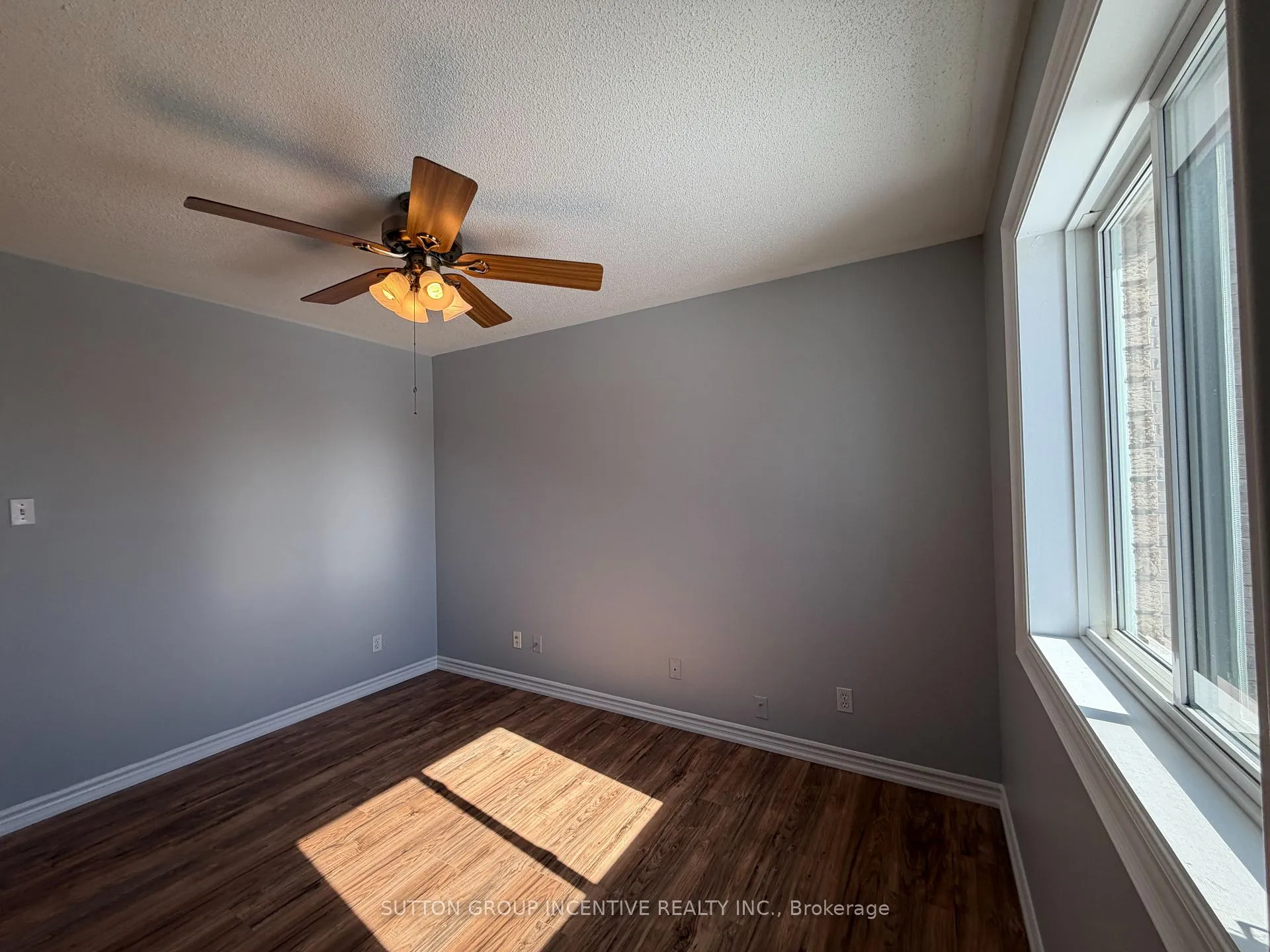 Photo 17 of 62 Kell Place, Barrie, Bayshore — HOMEH