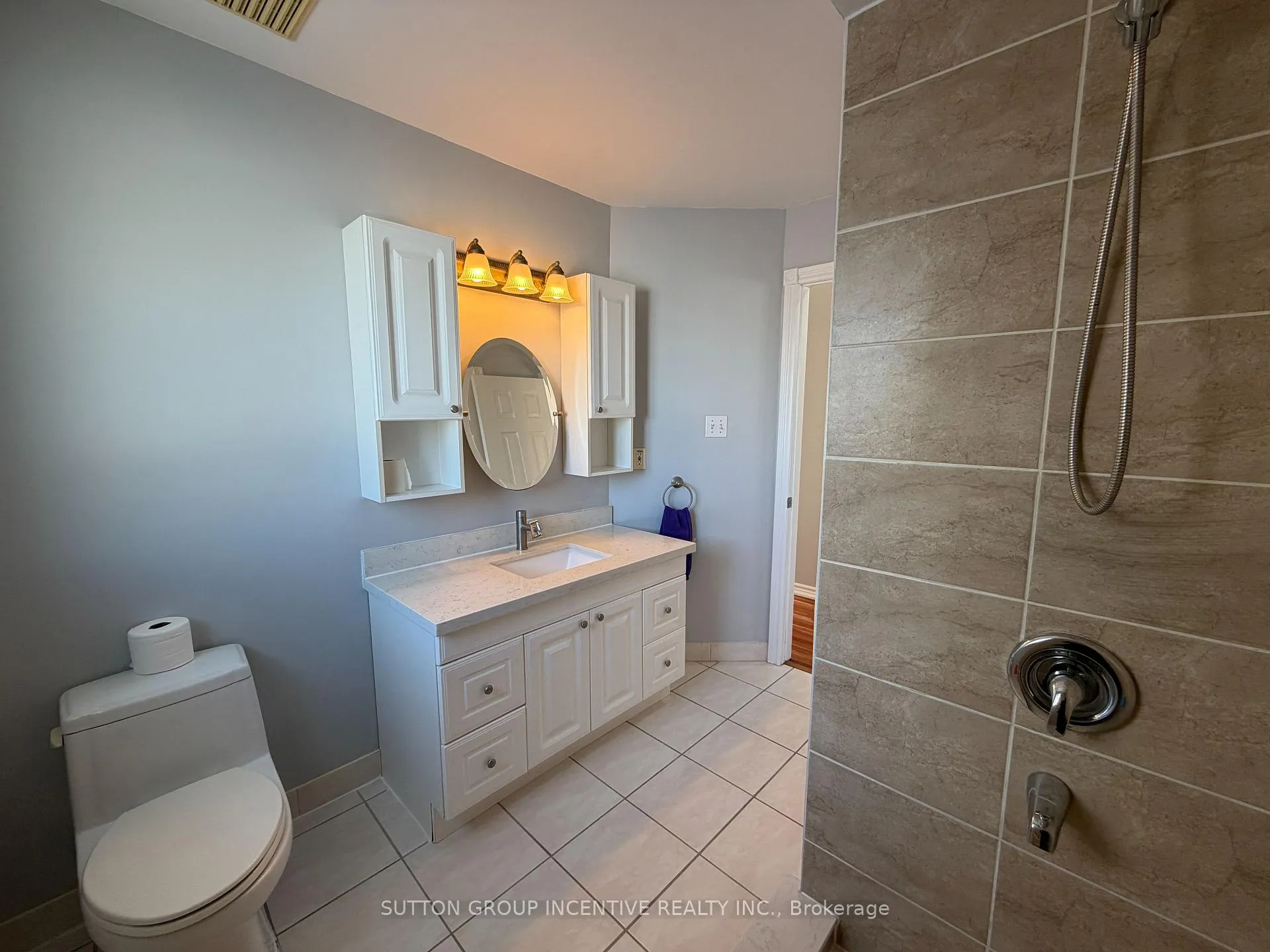 Photo 20 of 62 Kell Place, Barrie, Bayshore — HOMEH