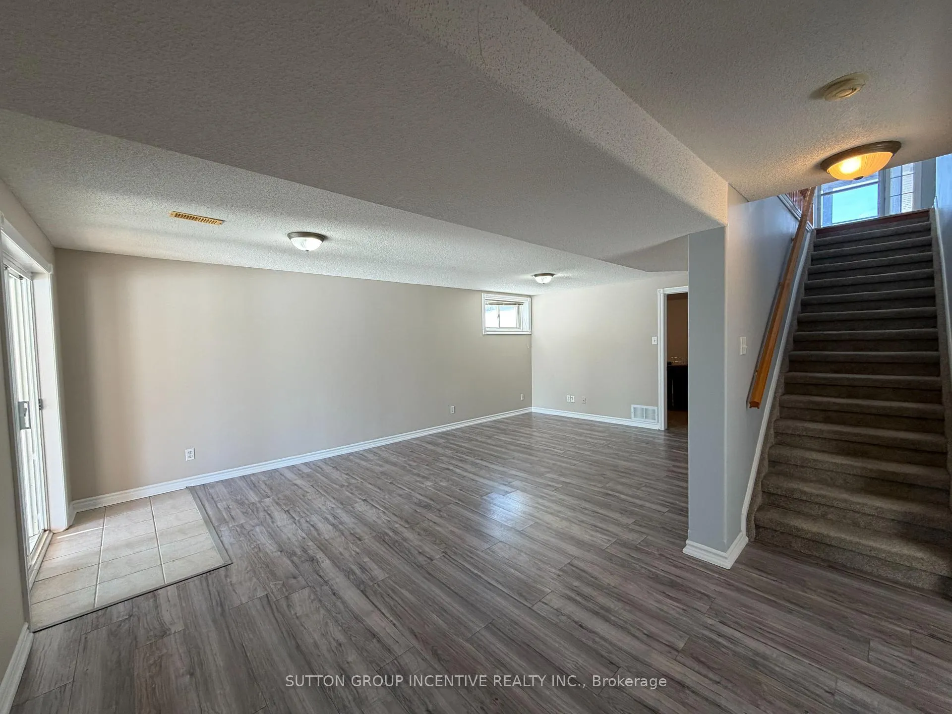Photo 21 of 62 Kell Place, Barrie, Bayshore — HOMEH
