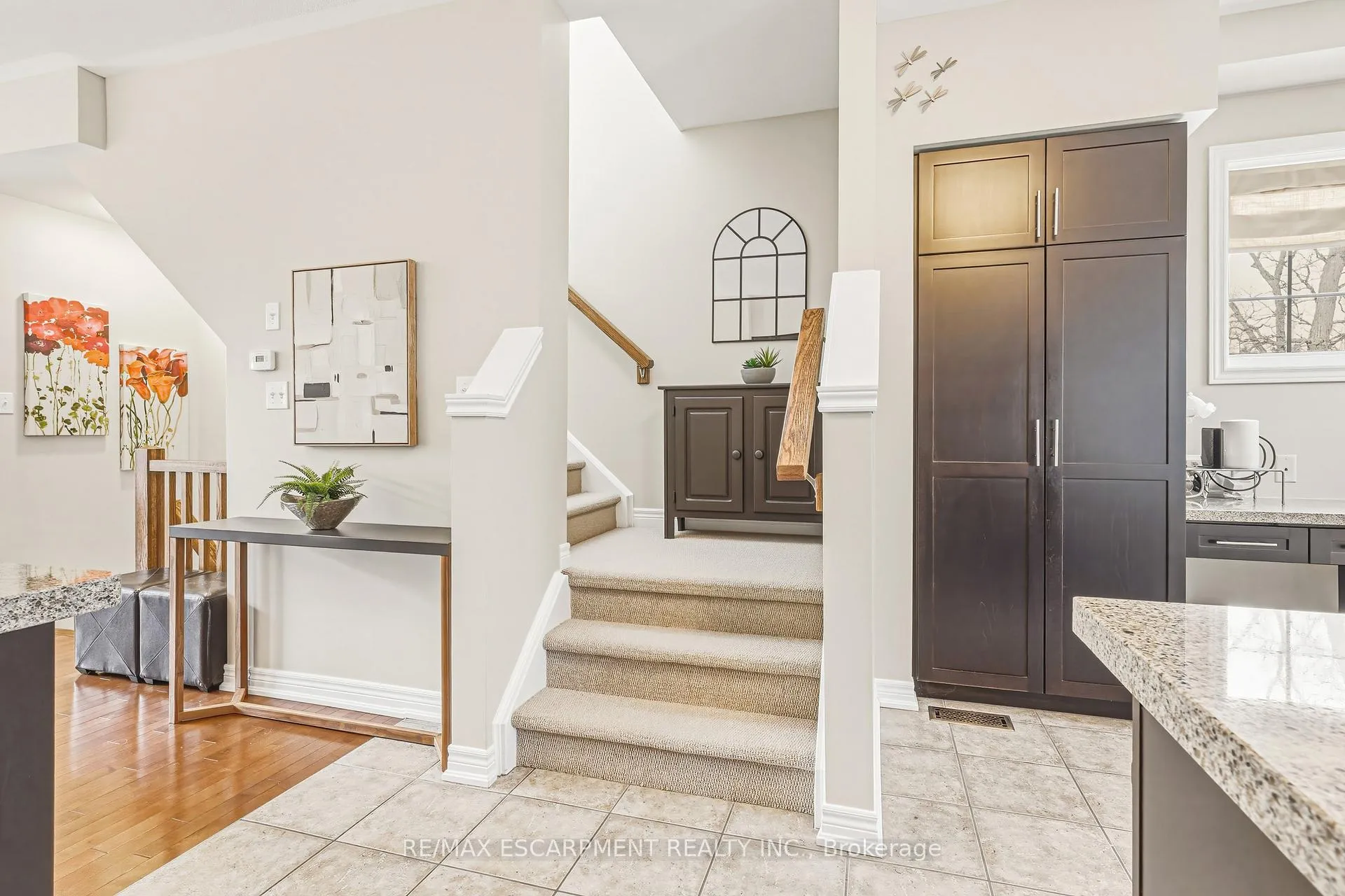 Photo 16 of Unit #8, 4165 Upper Middle Road, Burlington, Rose — HOMEH