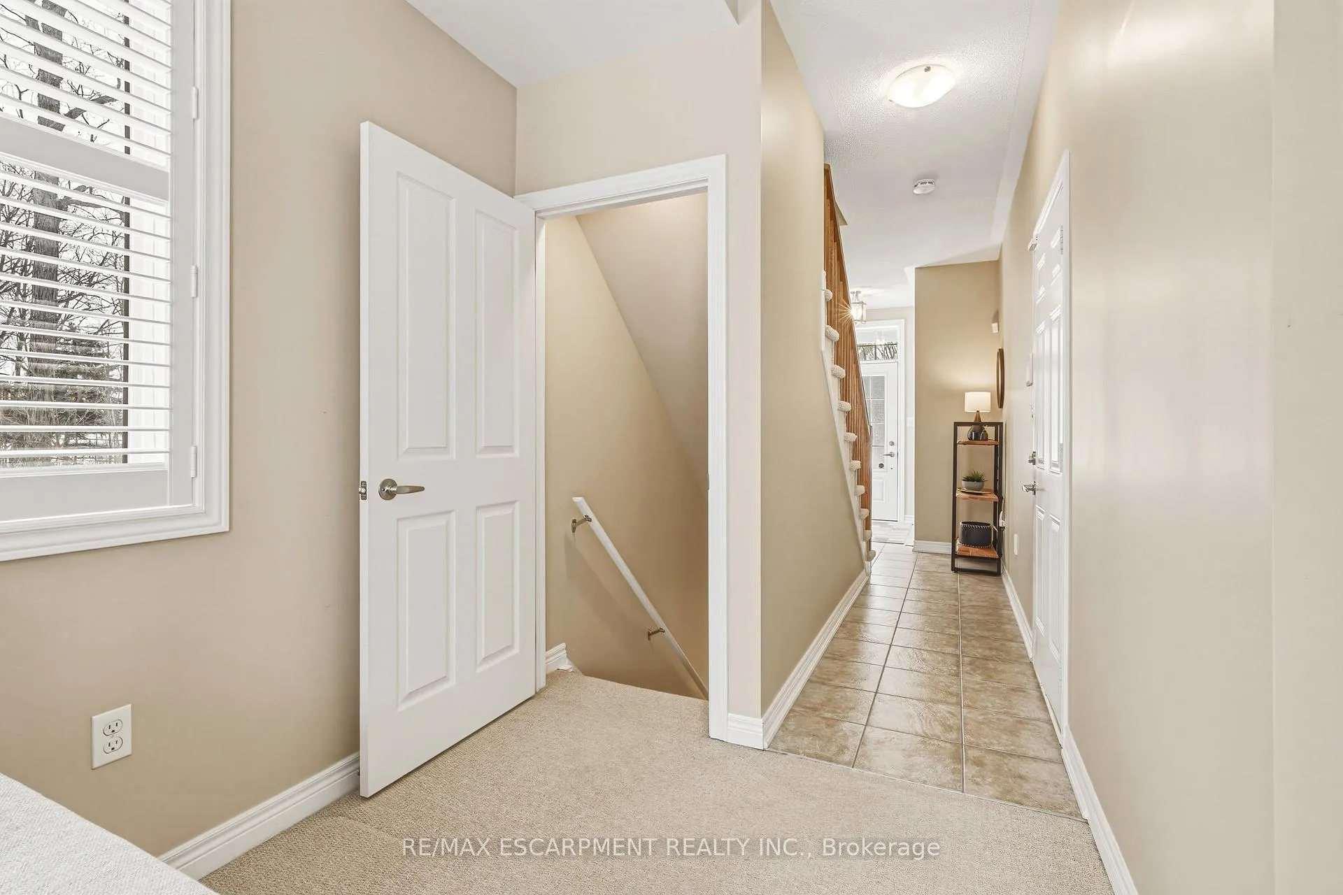 Photo 32 of Unit #8, 4165 Upper Middle Road, Burlington, Rose — HOMEH