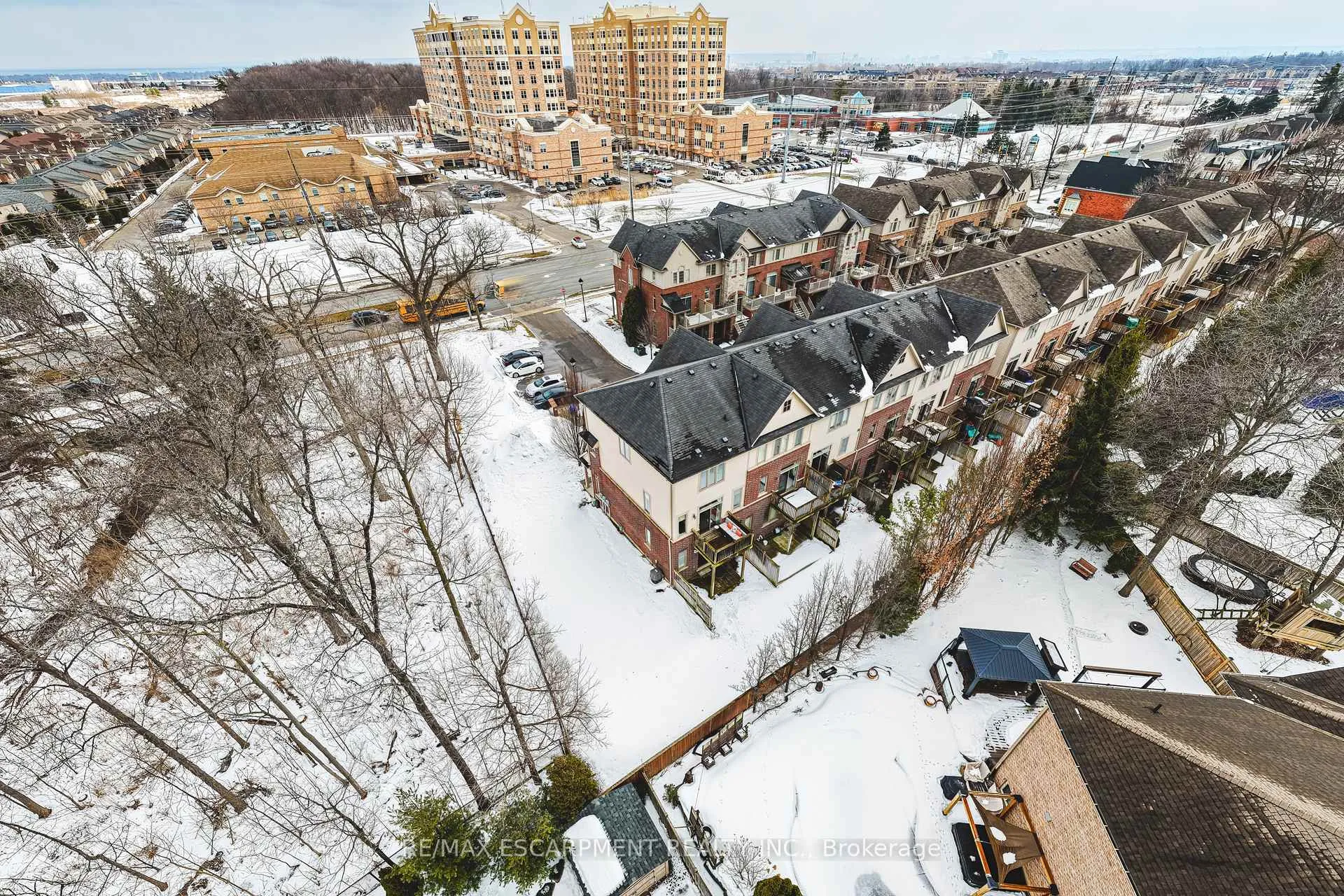 Photo 36 of Unit #8, 4165 Upper Middle Road, Burlington, Rose — HOMEH