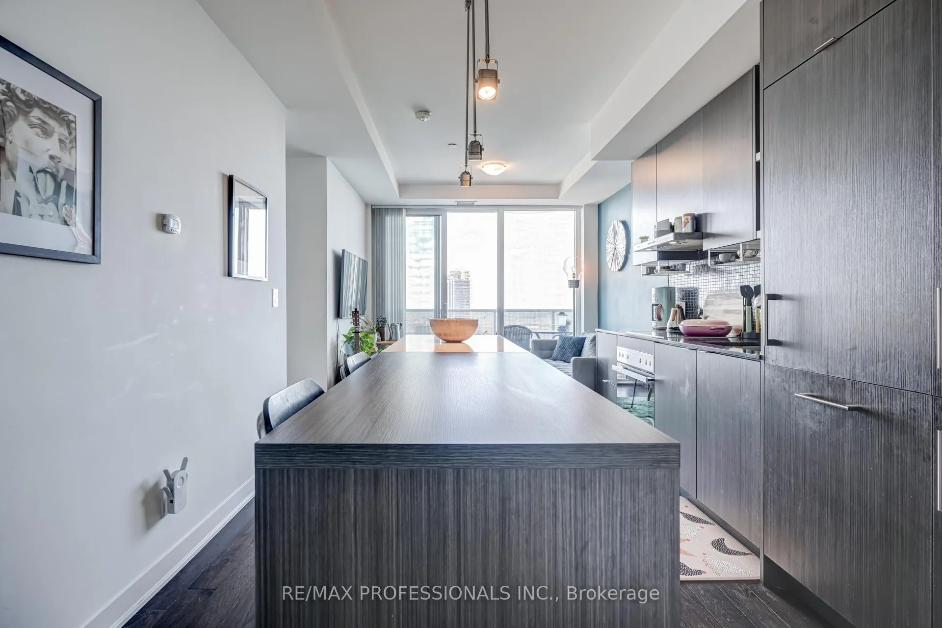 Photo 4 of Unit 6105, 88 Harbour Street, Toronto, Waterfront Communities — HOMEH