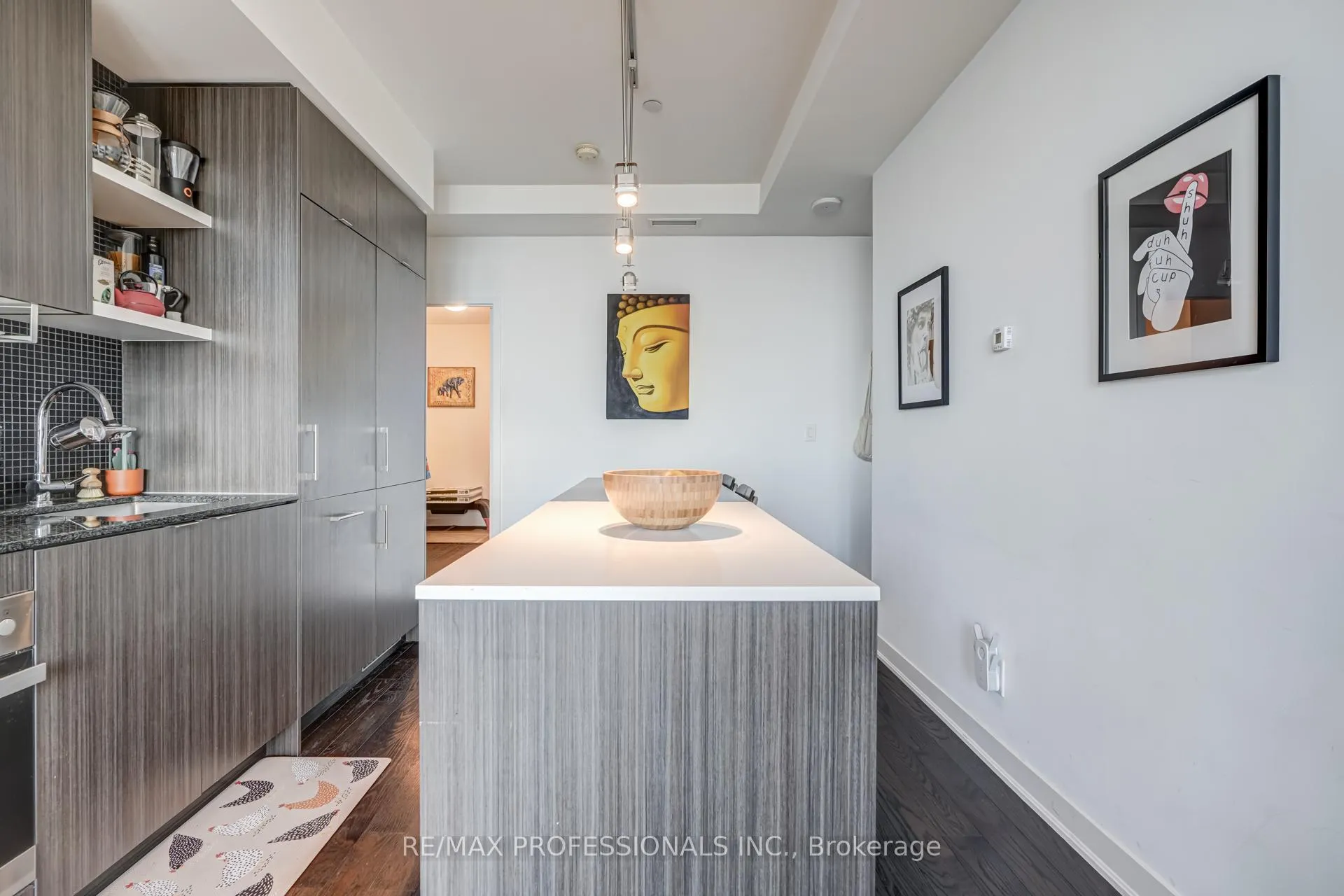Photo 8 of Unit 6105, 88 Harbour Street, Toronto, Waterfront Communities — HOMEH