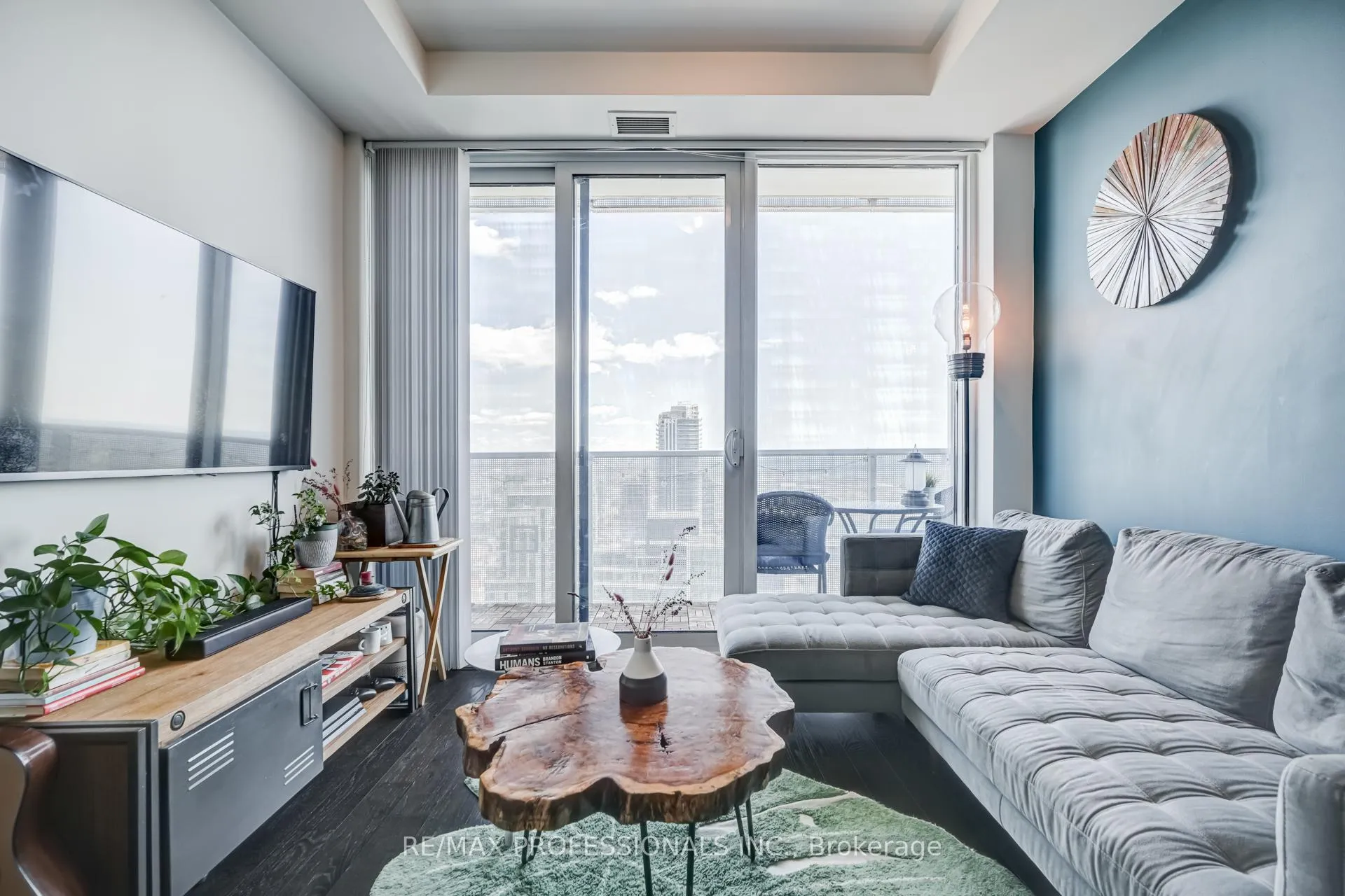 Photo 11 of Unit 6105, 88 Harbour Street, Toronto, Waterfront Communities — HOMEH