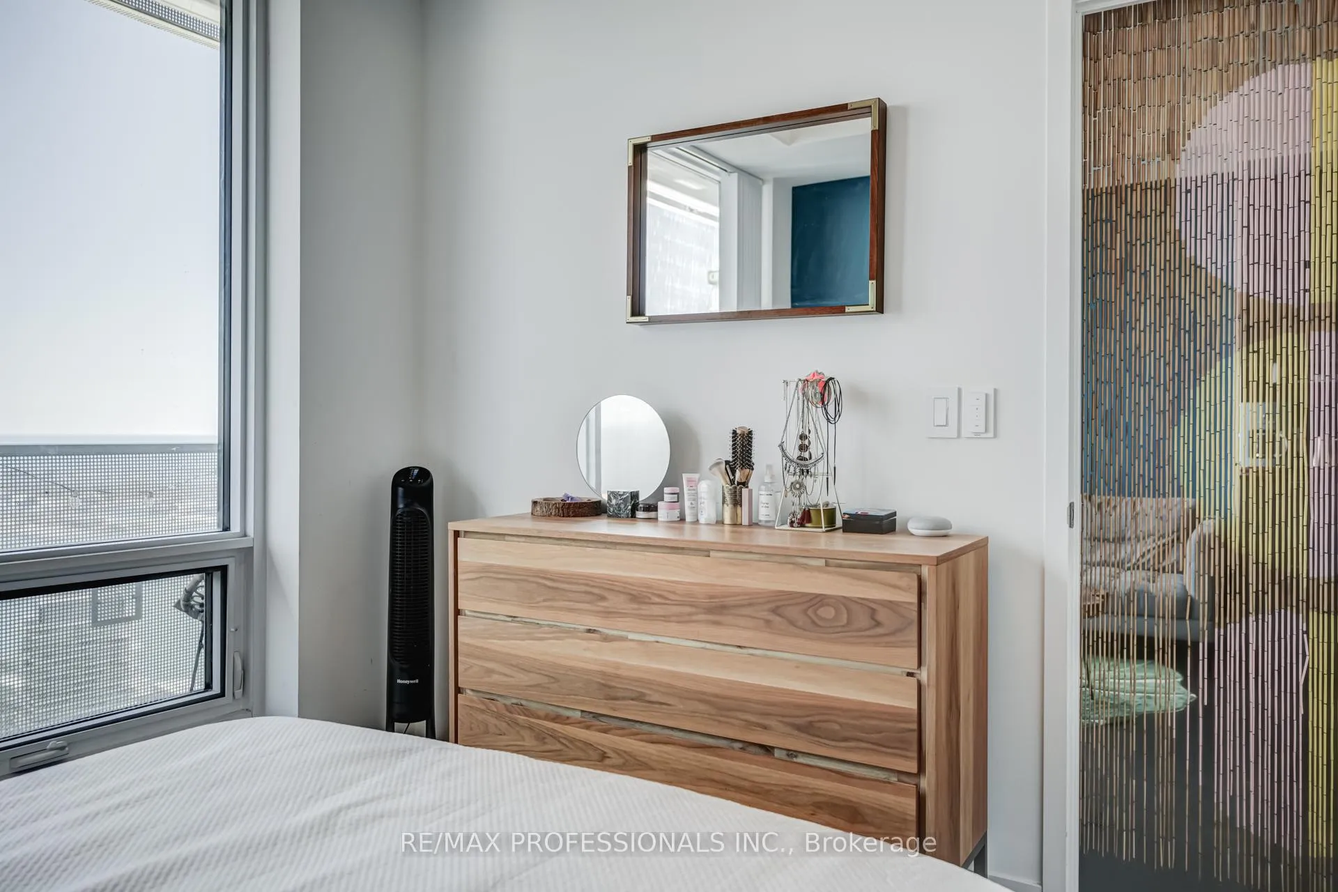 Photo 18 of Unit 6105, 88 Harbour Street, Toronto, Waterfront Communities — HOMEH