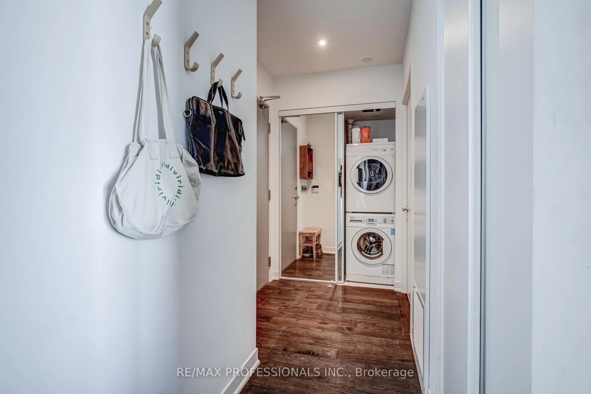 Photo 24 of Unit 6105, 88 Harbour Street, Toronto, Waterfront Communities — HOMEH