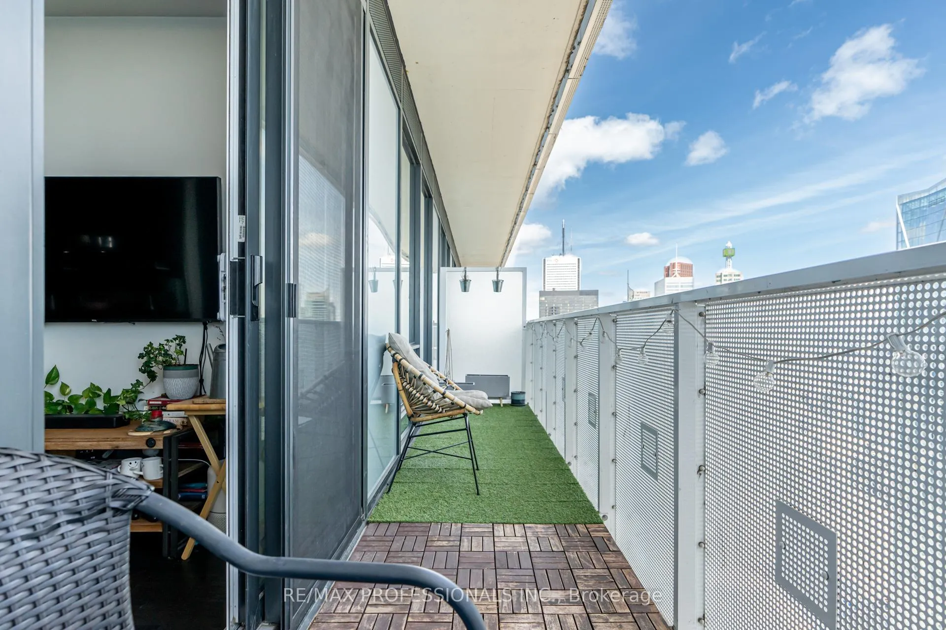 Photo 27 of Unit 6105, 88 Harbour Street, Toronto, Waterfront Communities — HOMEH