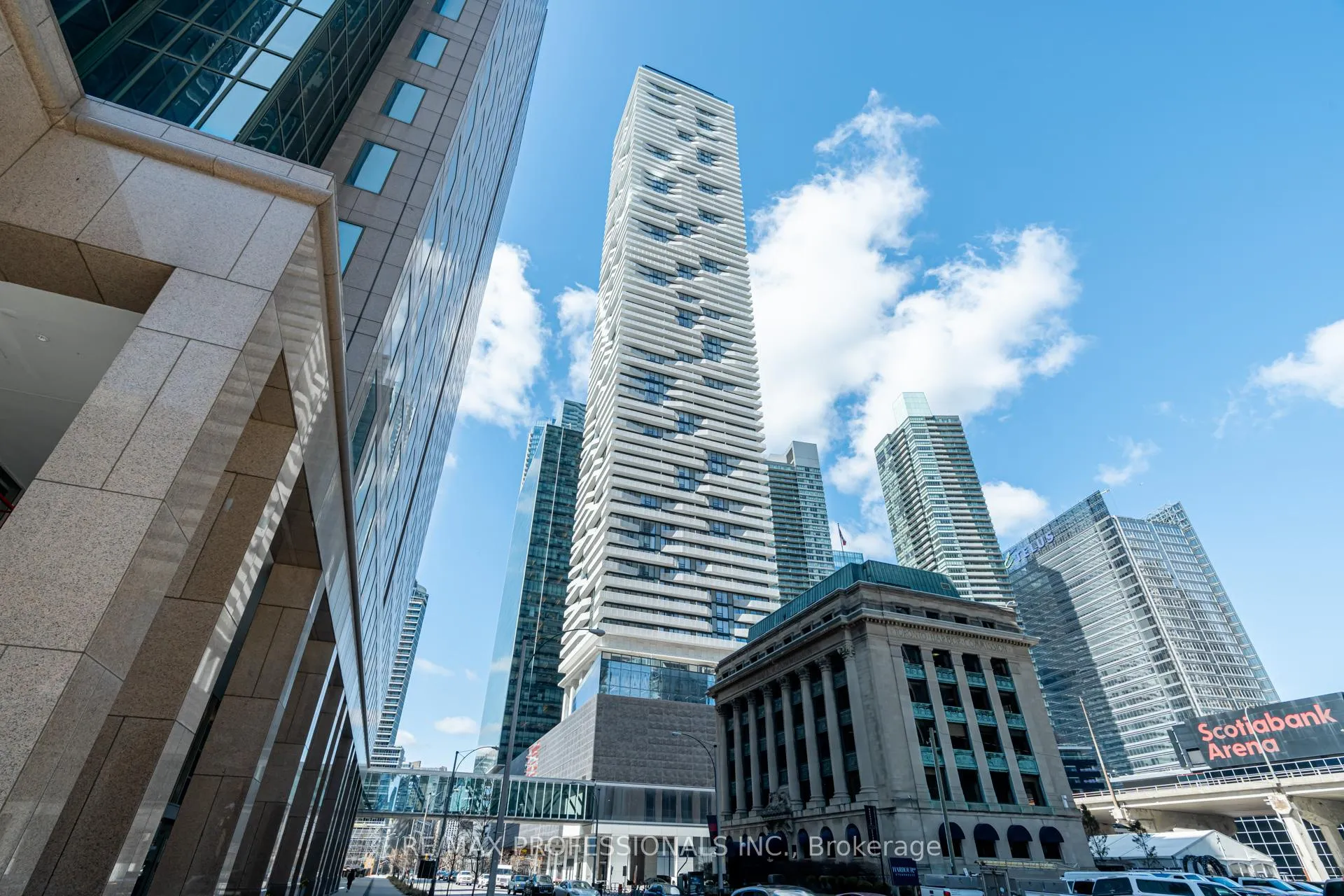 Photo 36 of Unit 6105, 88 Harbour Street, Toronto, Waterfront Communities — HOMEH