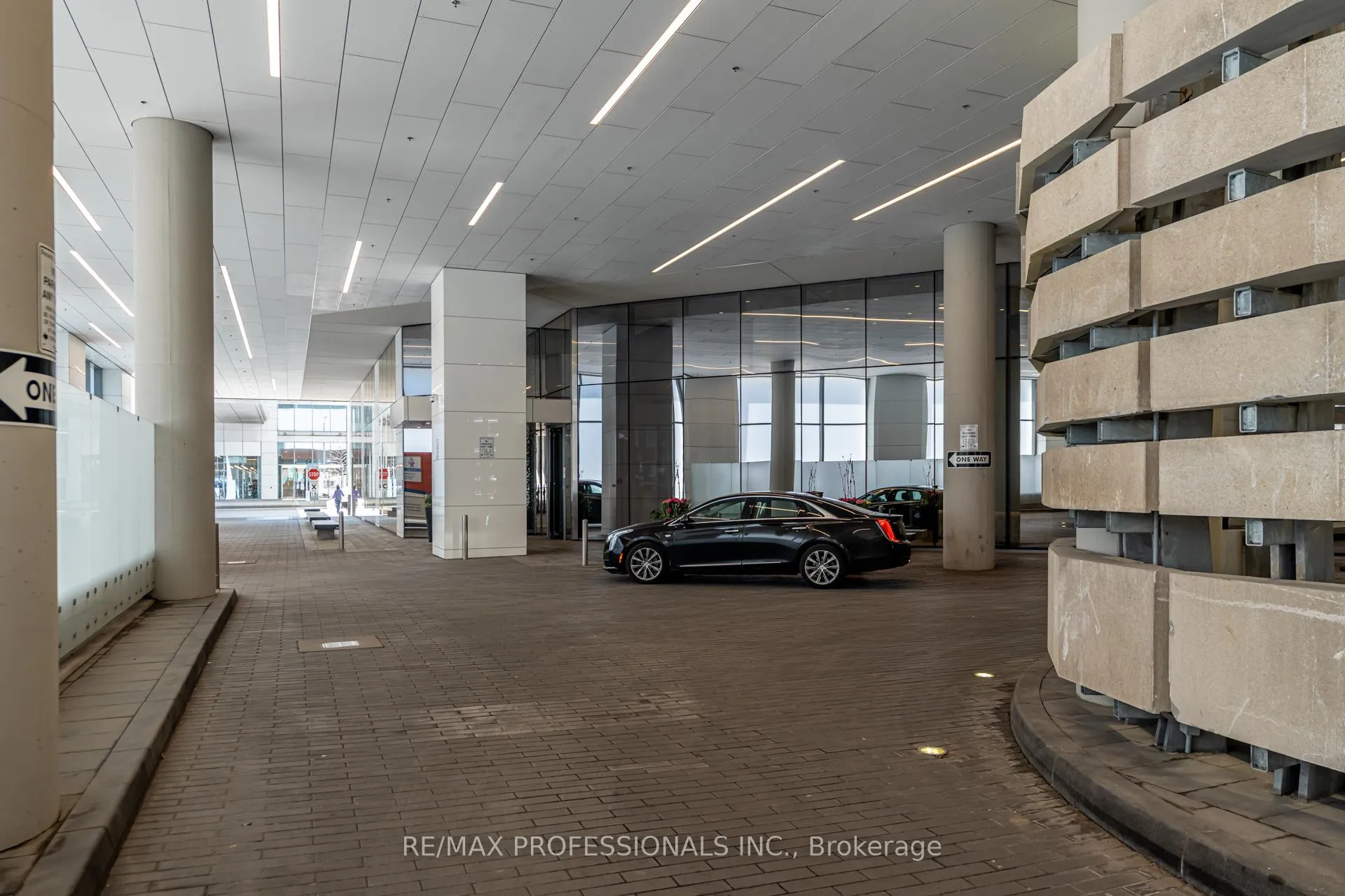 Photo 38 of Unit 6105, 88 Harbour Street, Toronto, Waterfront Communities — HOMEH