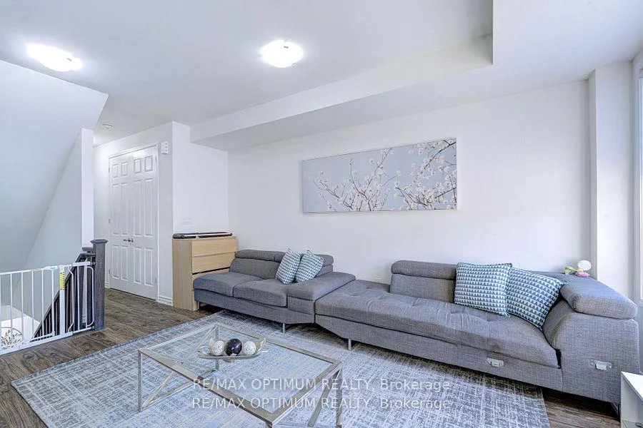 Photo 6 of 13 Melmar Street, Brampton, Northwest Brampton — HOMEH