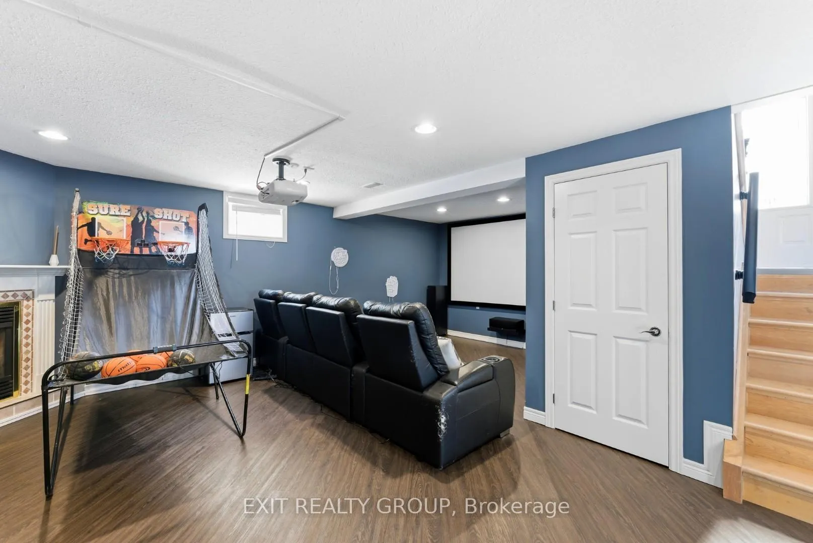 Photo 16 of 67 Bogart Crescent, Belleville, Belleville Ward — HOMEH