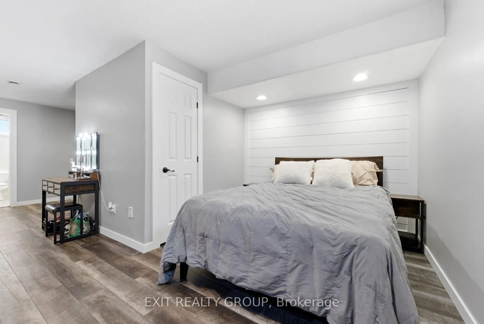 Photo 18 of 67 Bogart Crescent, Belleville, Belleville Ward — HOMEH