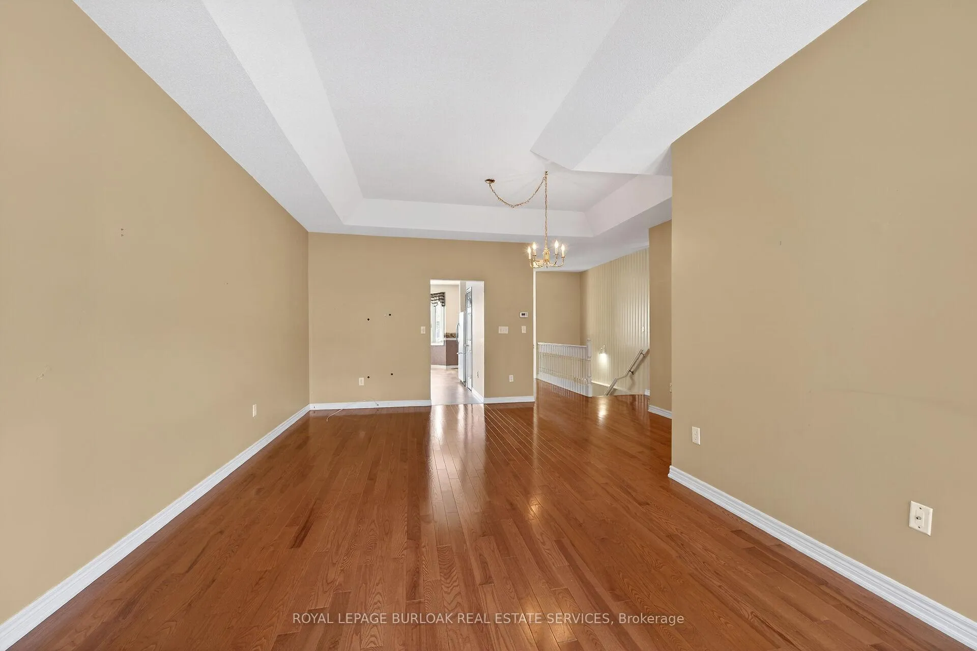 Photo 10 of 20 Twentyplace Boulevard, Hamilton, Twenty Place — HOMEH
