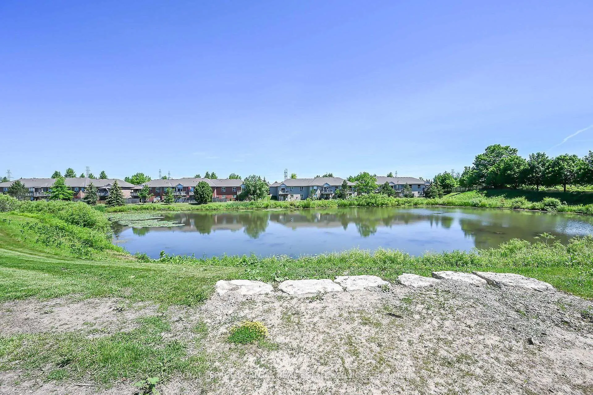 Photo 40 of 20 Twentyplace Boulevard, Hamilton, Twenty Place — HOMEH