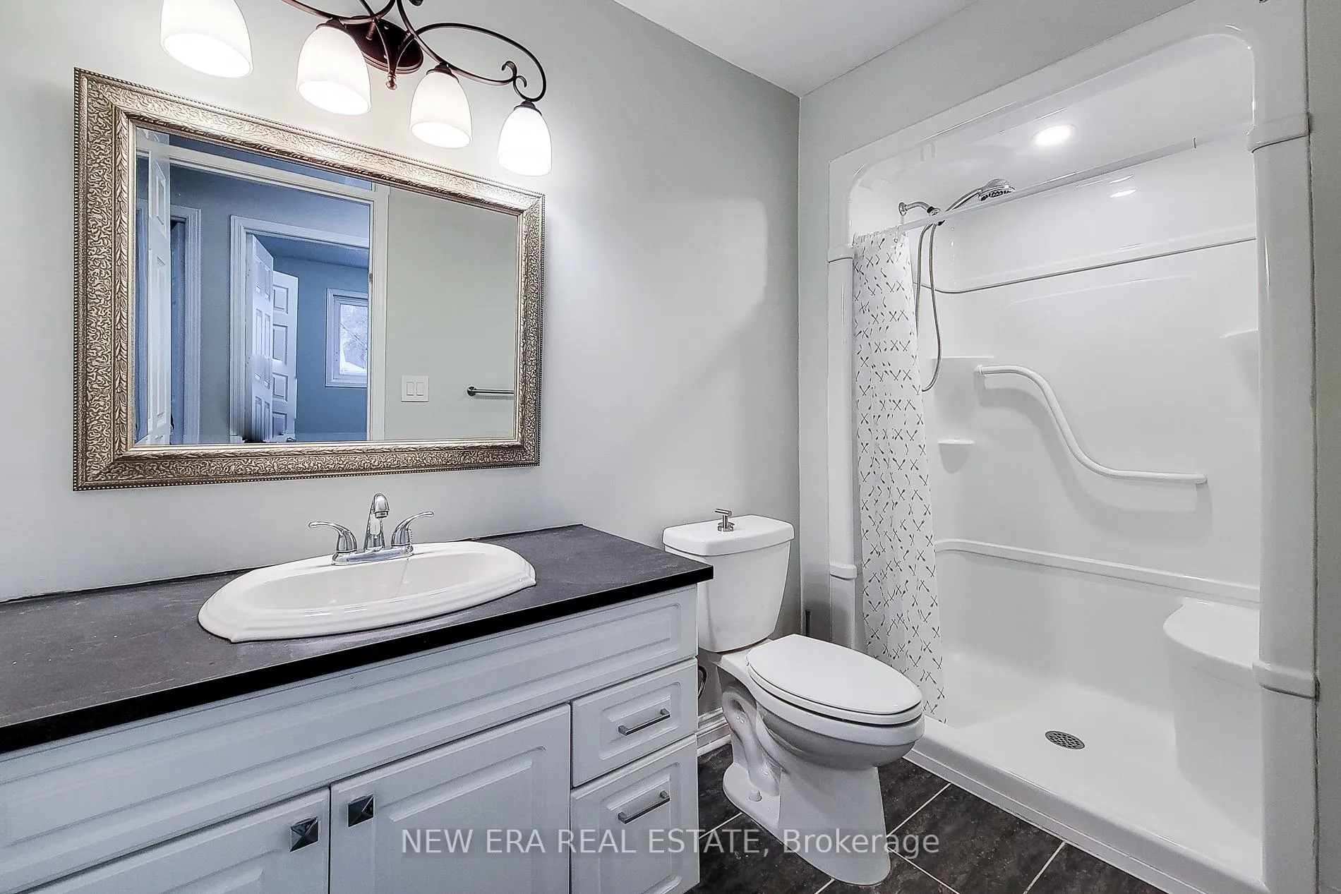 Photo 22 of 103 Vine Street, St. Catharines, E. Chester — HOMEH