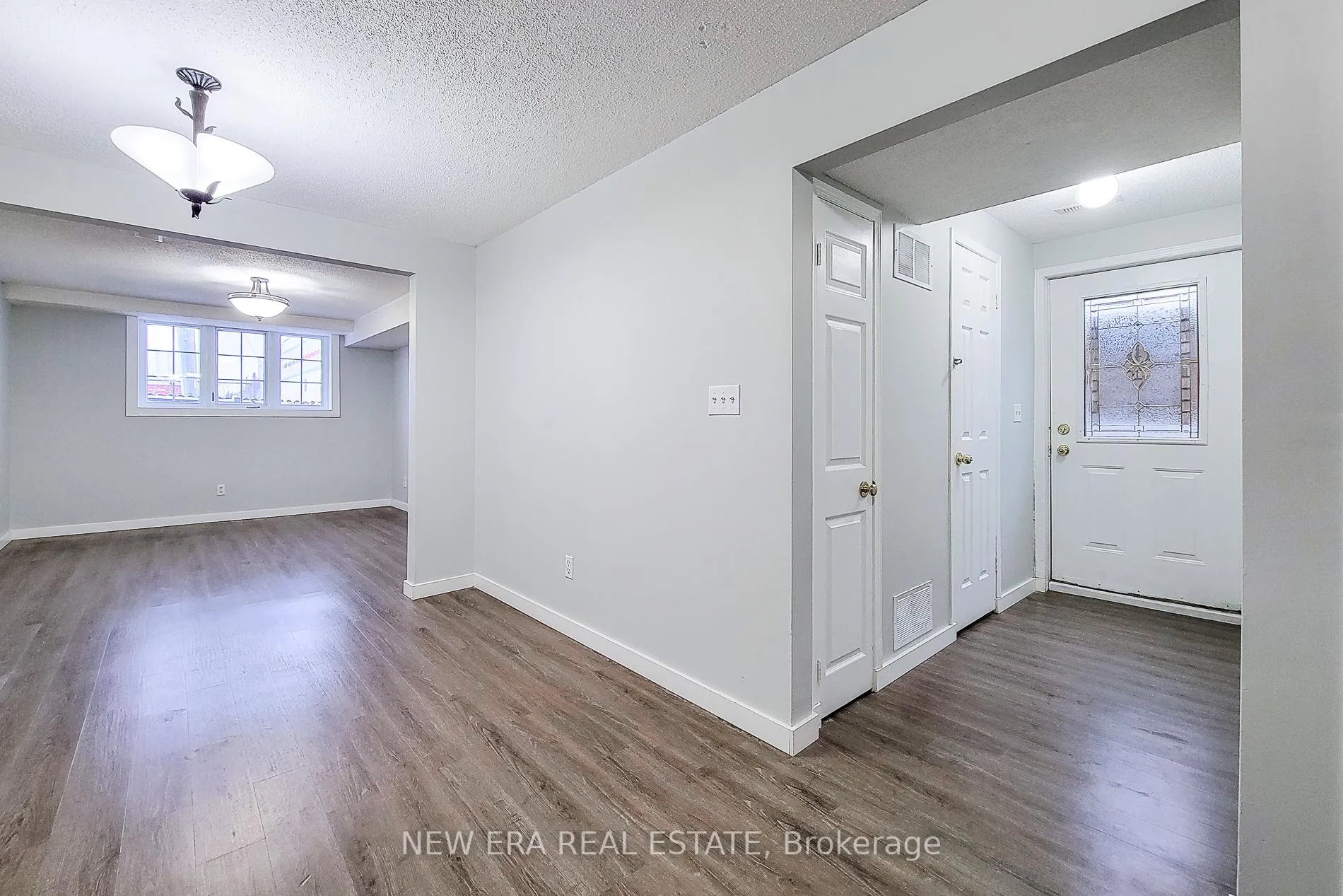 Photo 25 of 103 Vine Street, St. Catharines, E. Chester — HOMEH