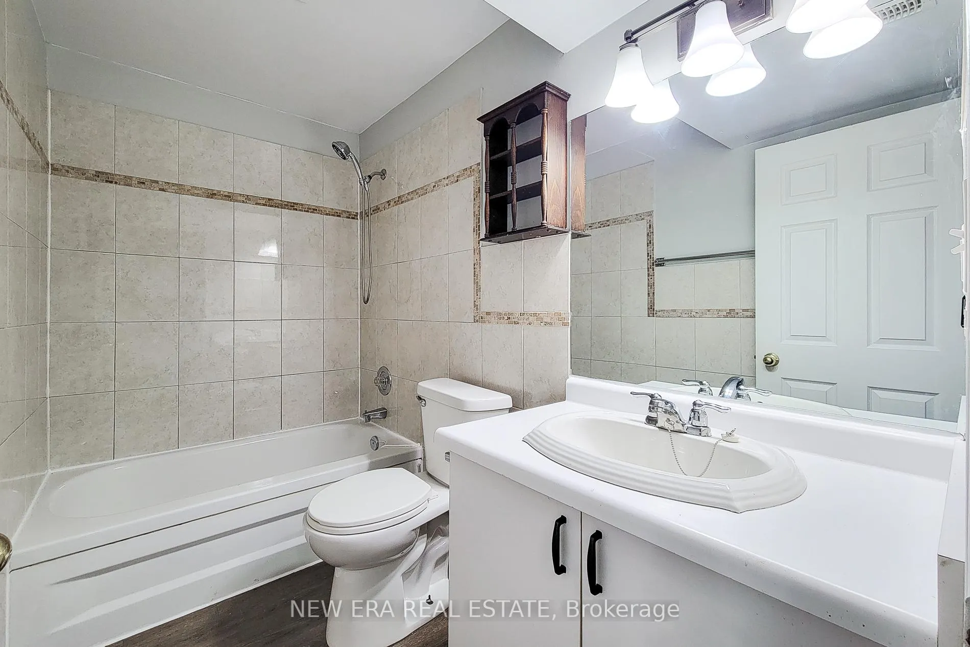 Photo 36 of 103 Vine Street, St. Catharines, E. Chester — HOMEH