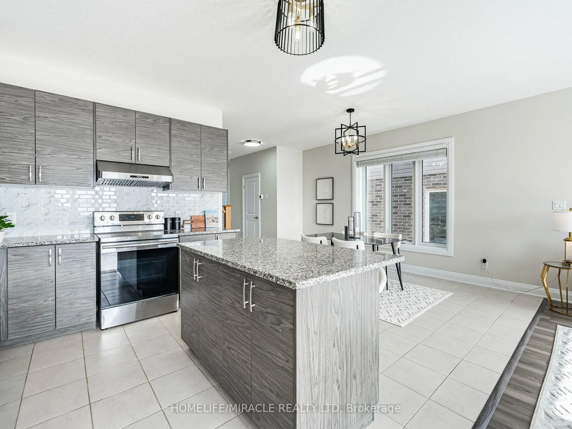 Photo 14 of 677 Thomas Slee Drive, Kitchener, Doon South — HOMEH