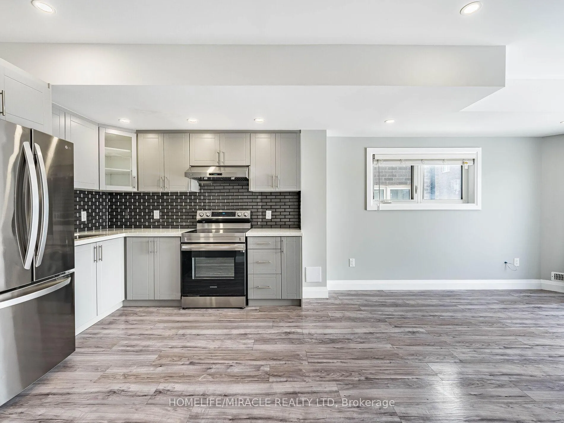 Photo 36 of 677 Thomas Slee Drive, Kitchener, Doon South — HOMEH