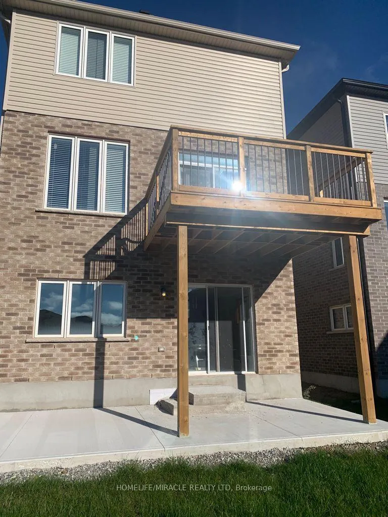 Photo 47 of 677 Thomas Slee Drive, Kitchener, Doon South — HOMEH
