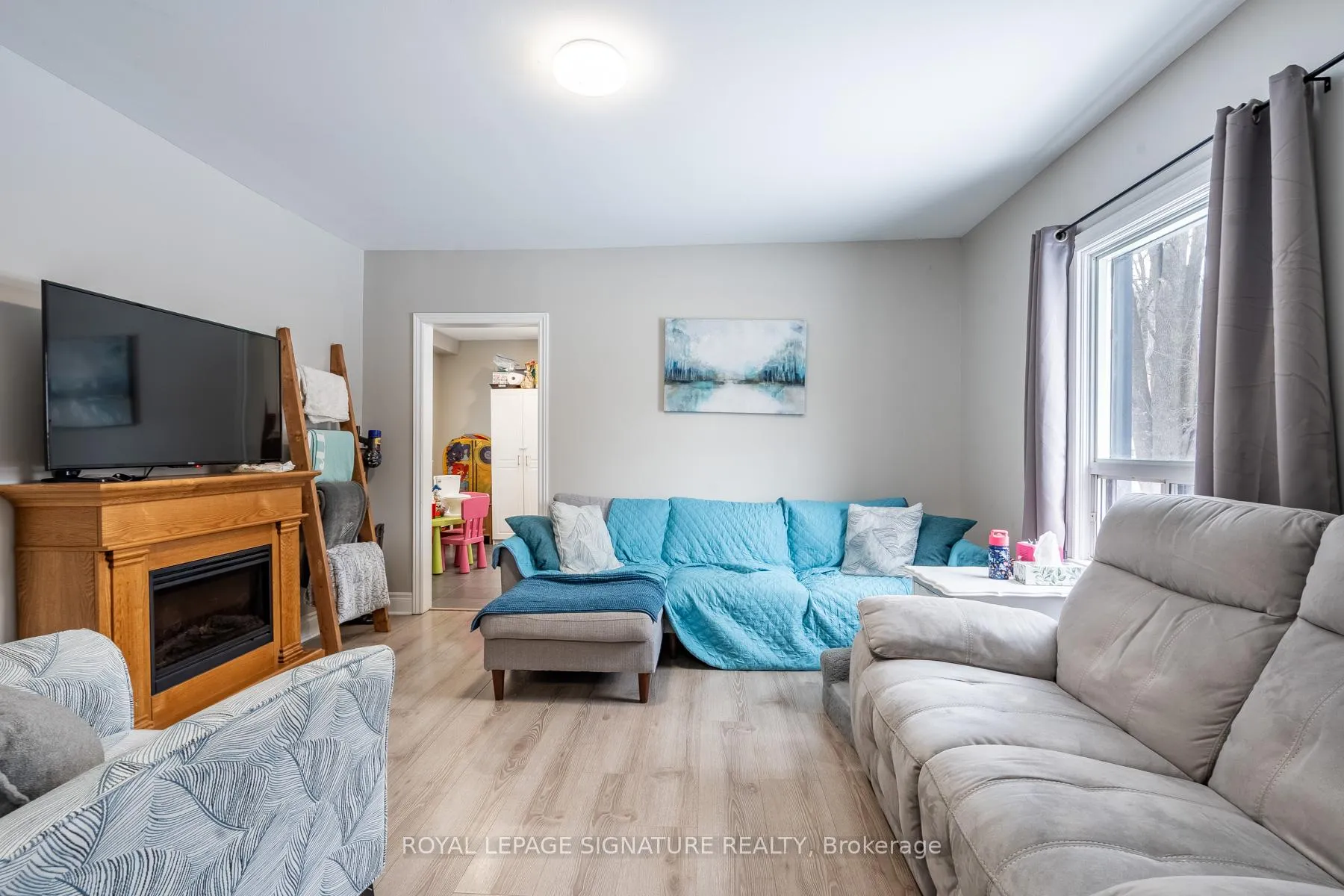 Photo 6 of 34 Bond Street S, Hamilton, Dundas — HOMEH