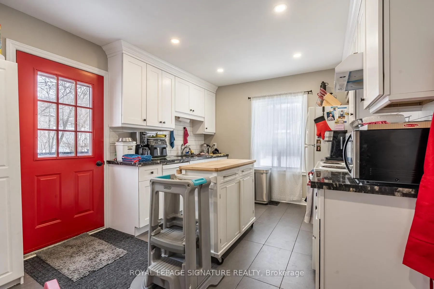 Photo 10 of 34 Bond Street S, Hamilton, Dundas — HOMEH