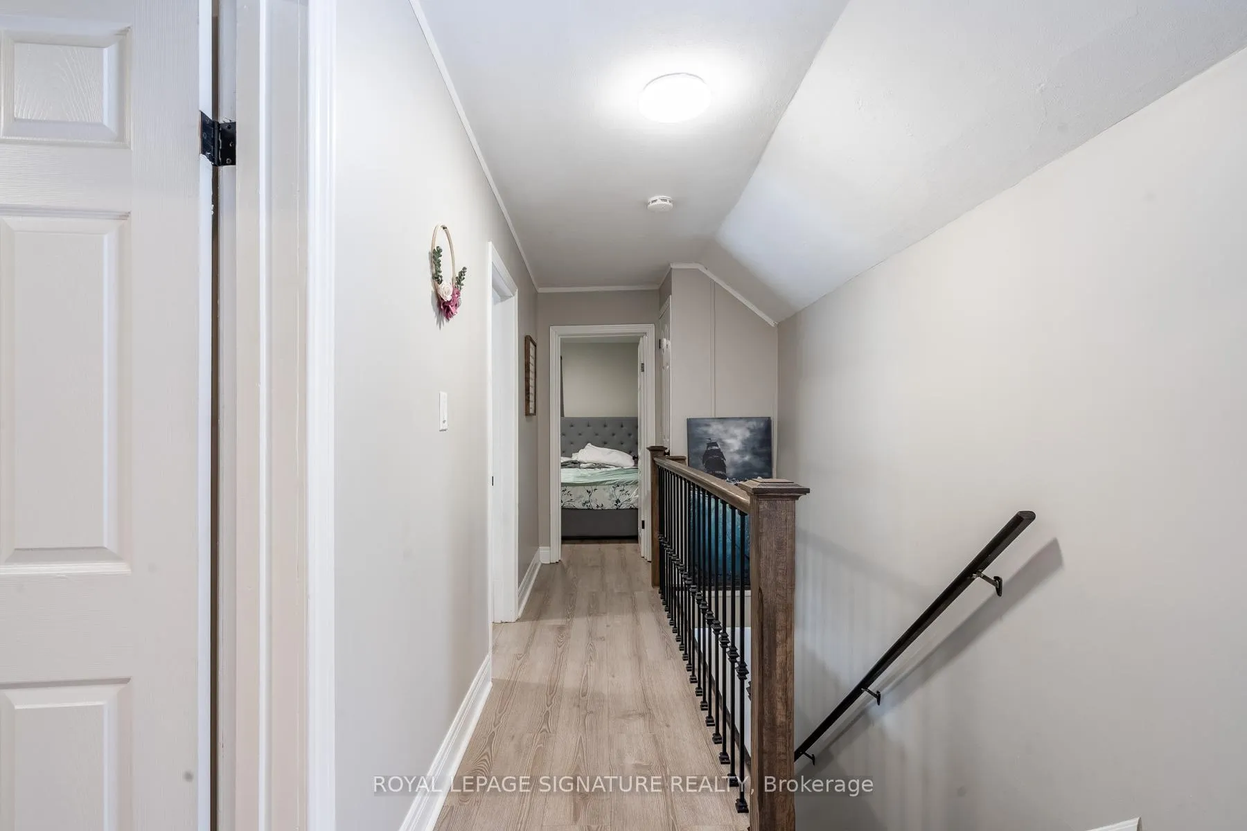 Photo 13 of 34 Bond Street S, Hamilton, Dundas — HOMEH
