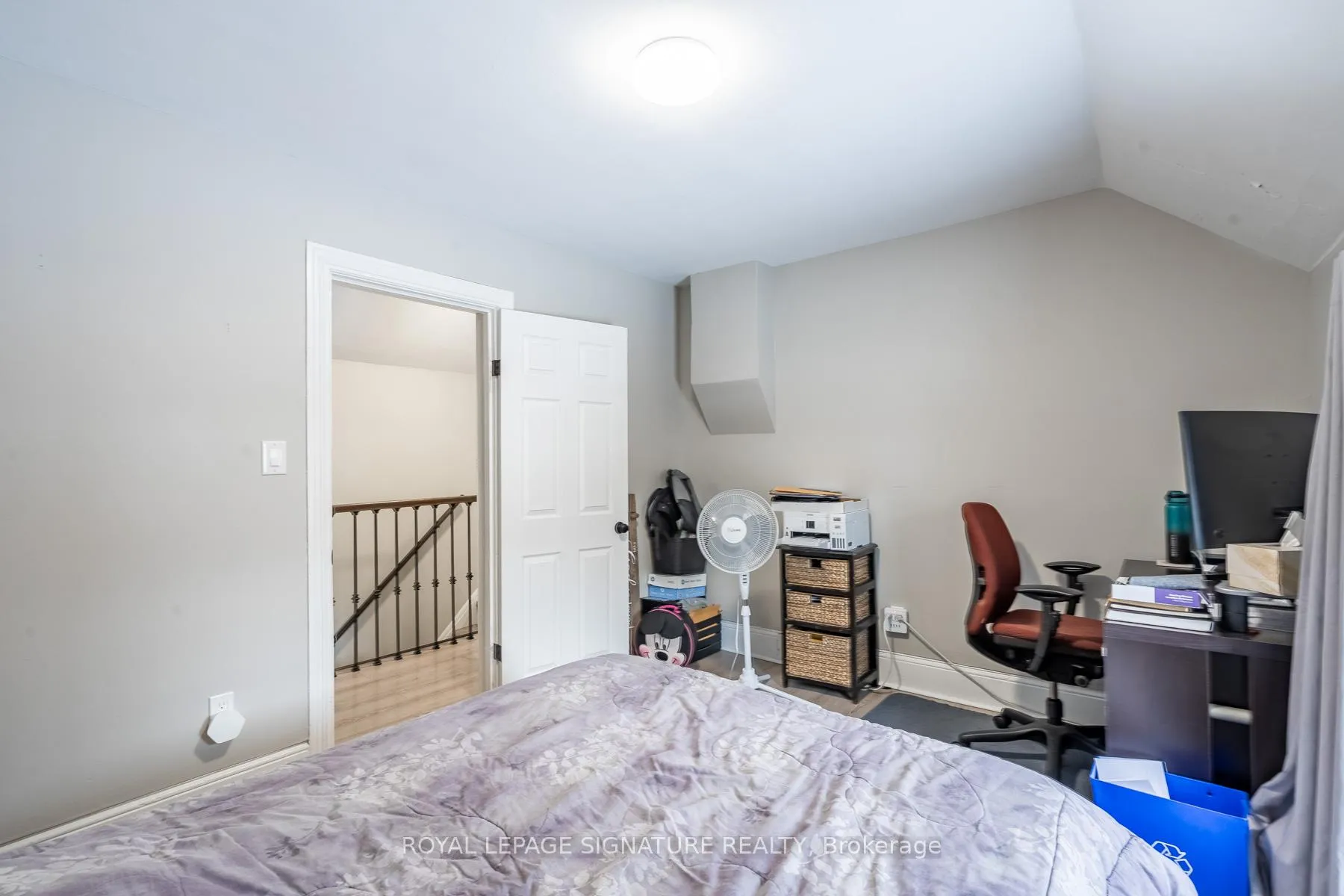 Photo 18 of 34 Bond Street S, Hamilton, Dundas — HOMEH