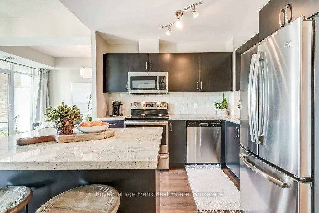 Photo 12 of Unit 609, 68 Main Street N, Markham, Old Markham Village — HOMEH