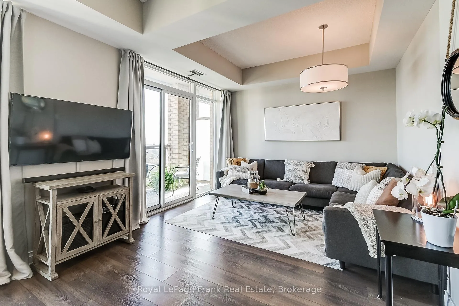 Photo 19 of Unit 609, 68 Main Street N, Markham, Old Markham Village — HOMEH