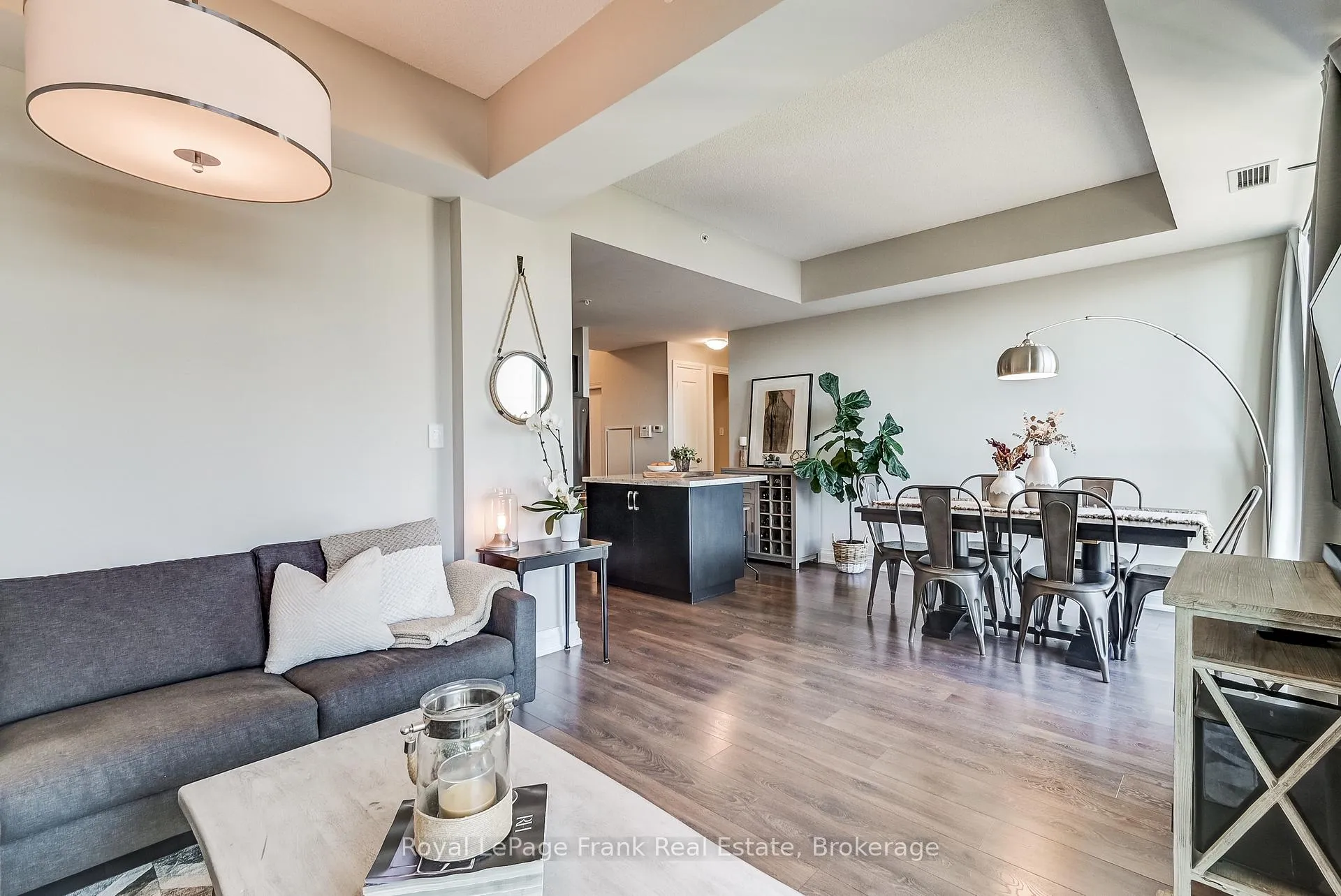 Photo 21 of Unit 609, 68 Main Street N, Markham, Old Markham Village — HOMEH