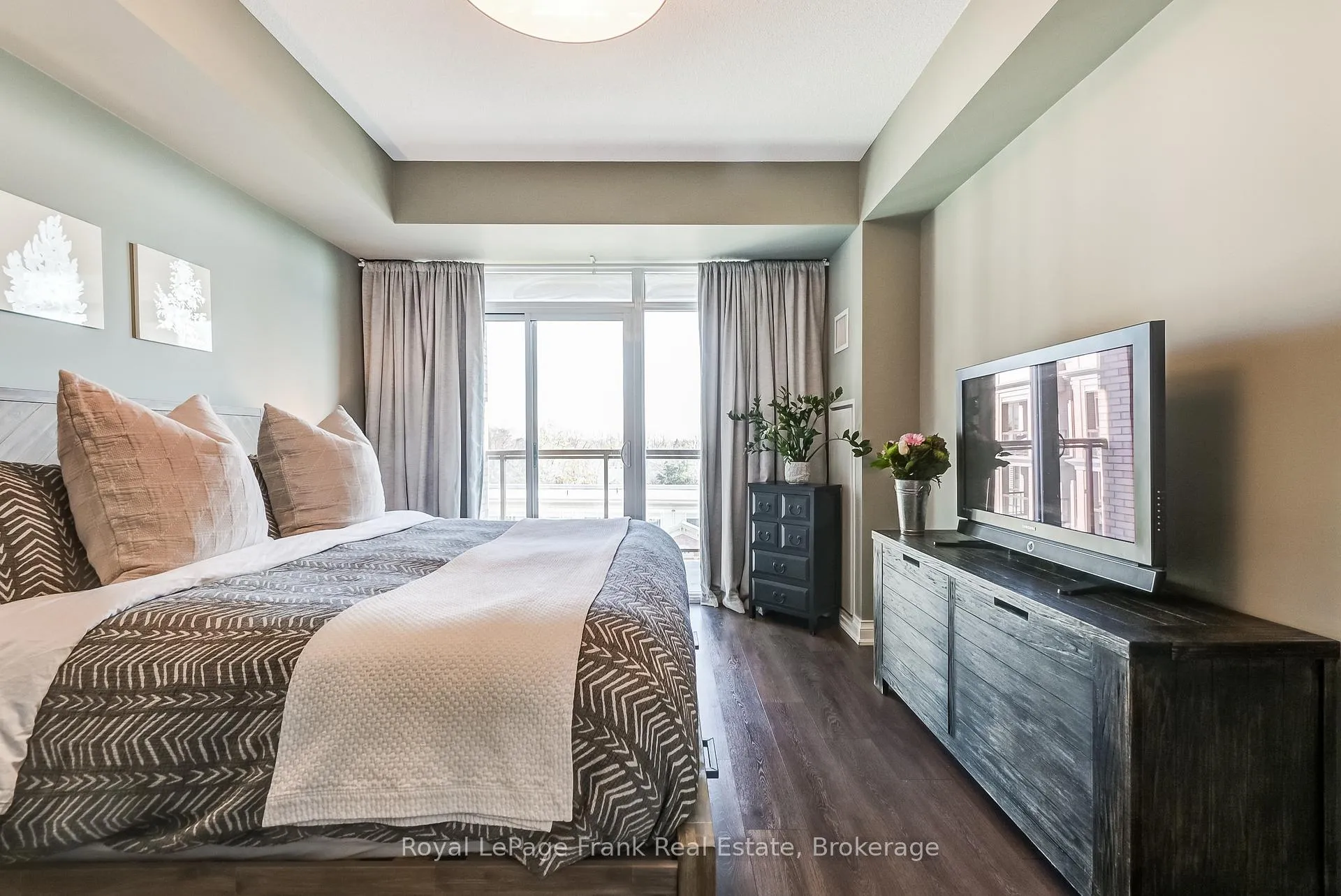 Photo 28 of Unit 609, 68 Main Street N, Markham, Old Markham Village — HOMEH
