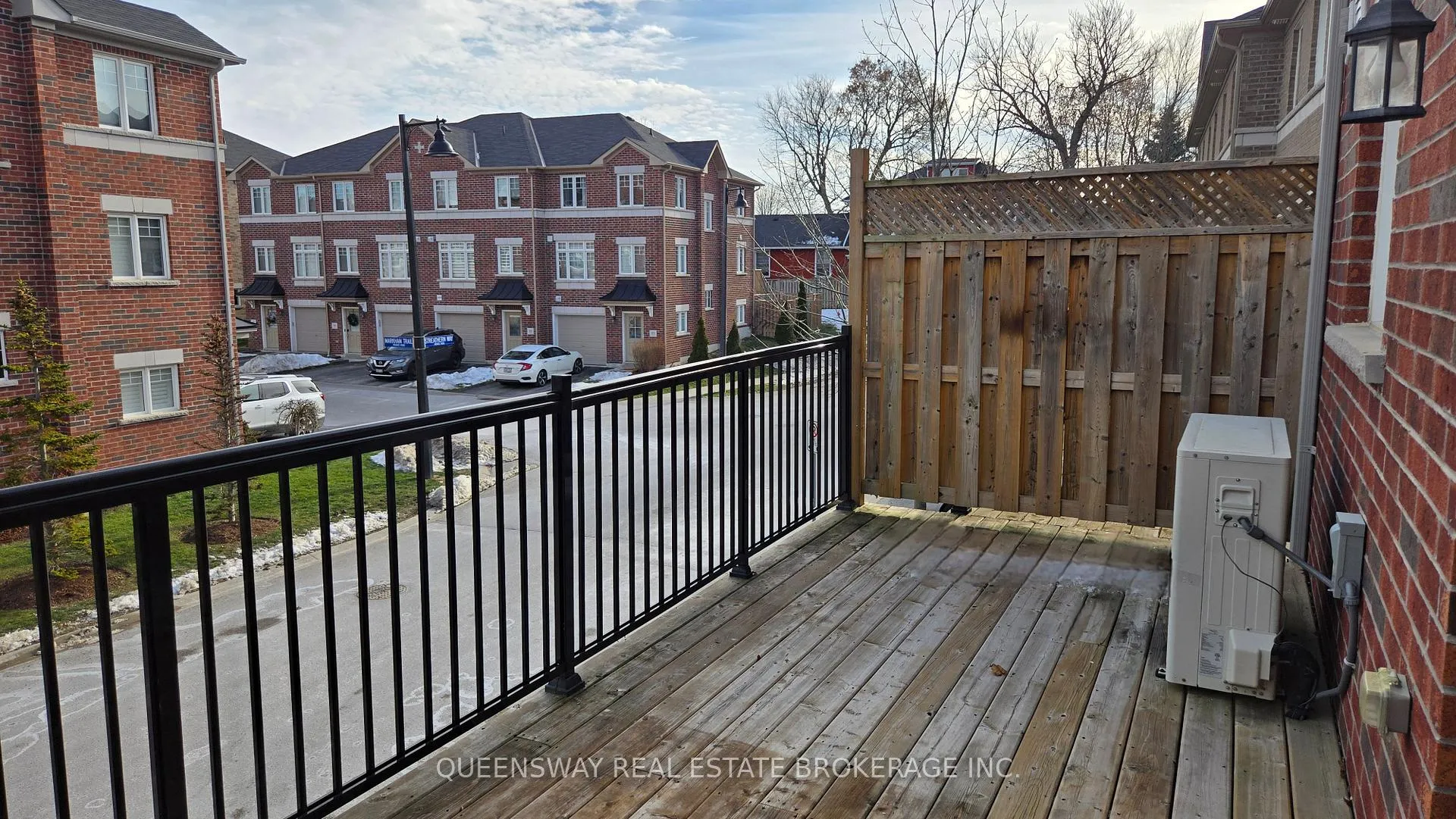 Photo 9 of 70 Streathern Way, Clarington, Bowmanville — HOMEH