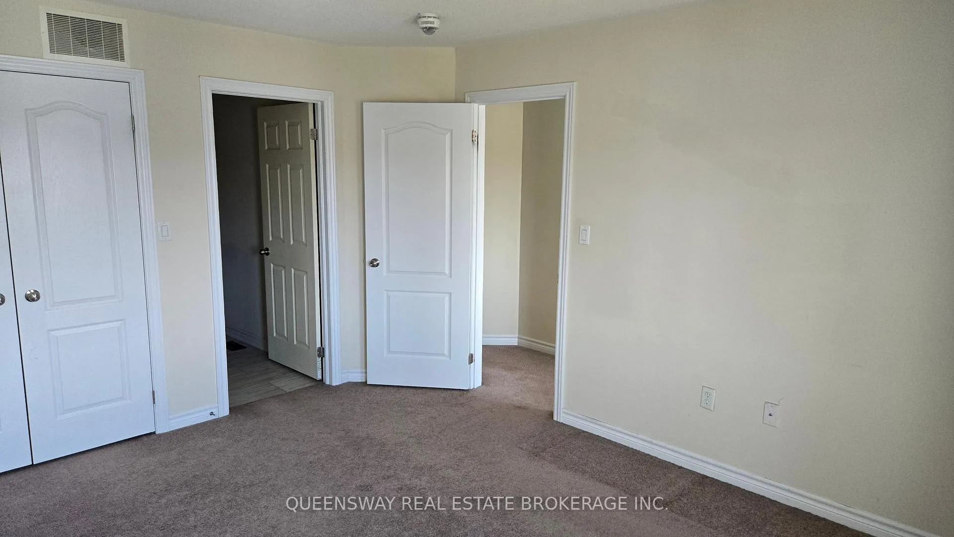 Photo 18 of 70 Streathern Way, Clarington, Bowmanville — HOMEH