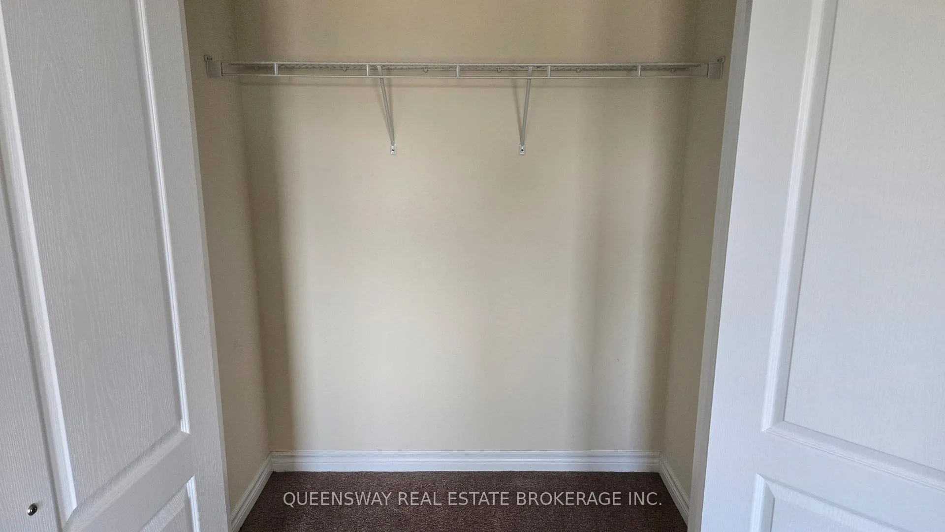 Photo 19 of 70 Streathern Way, Clarington, Bowmanville — HOMEH