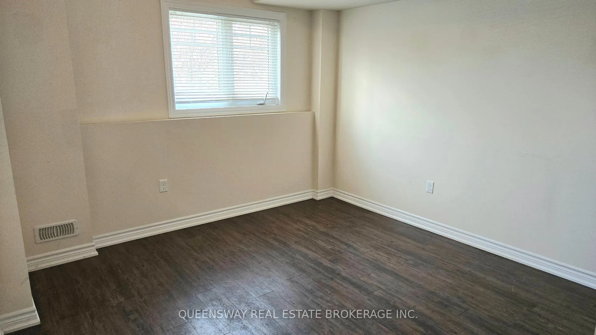Photo 26 of 70 Streathern Way, Clarington, Bowmanville — HOMEH