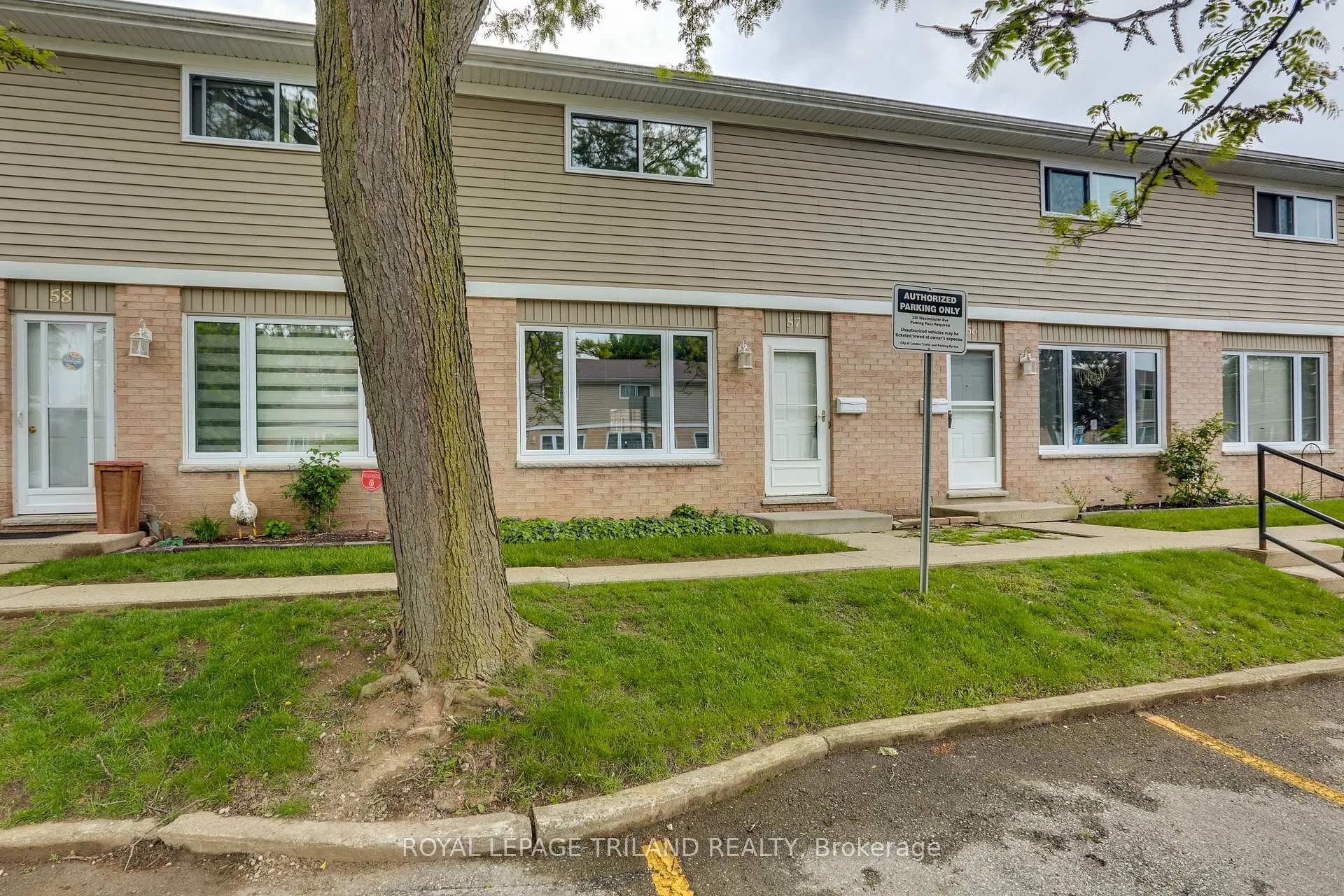 Front of Unit 57, 320 Westminster Avenue
