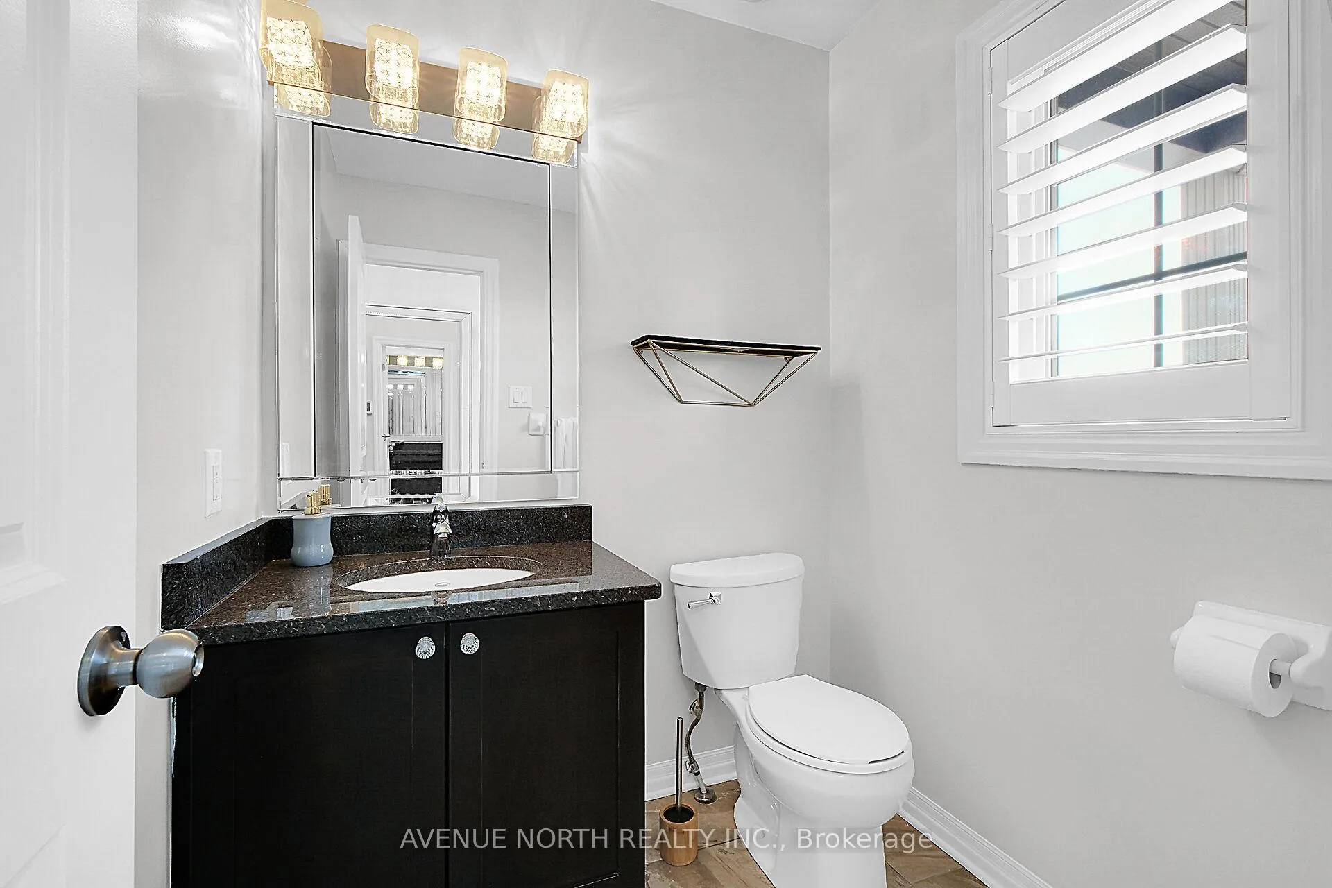 Photo 5 of 429 Dovehaven Street, Ottawa, Mer Bleue/Bradley Estates/Anderson Park — HOMEH