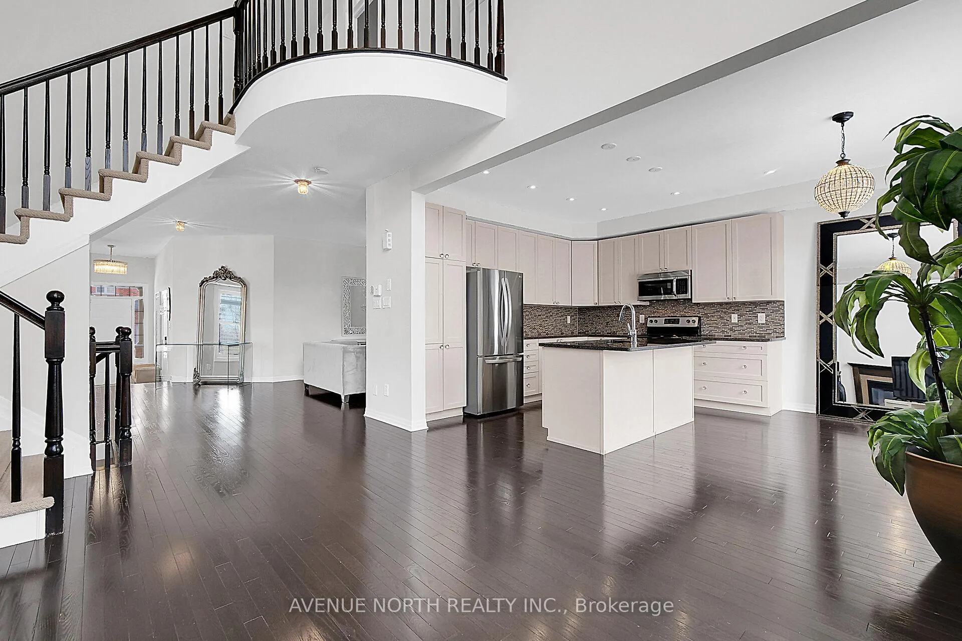 Photo 12 of 429 Dovehaven Street, Ottawa, Mer Bleue/Bradley Estates/Anderson Park — HOMEH