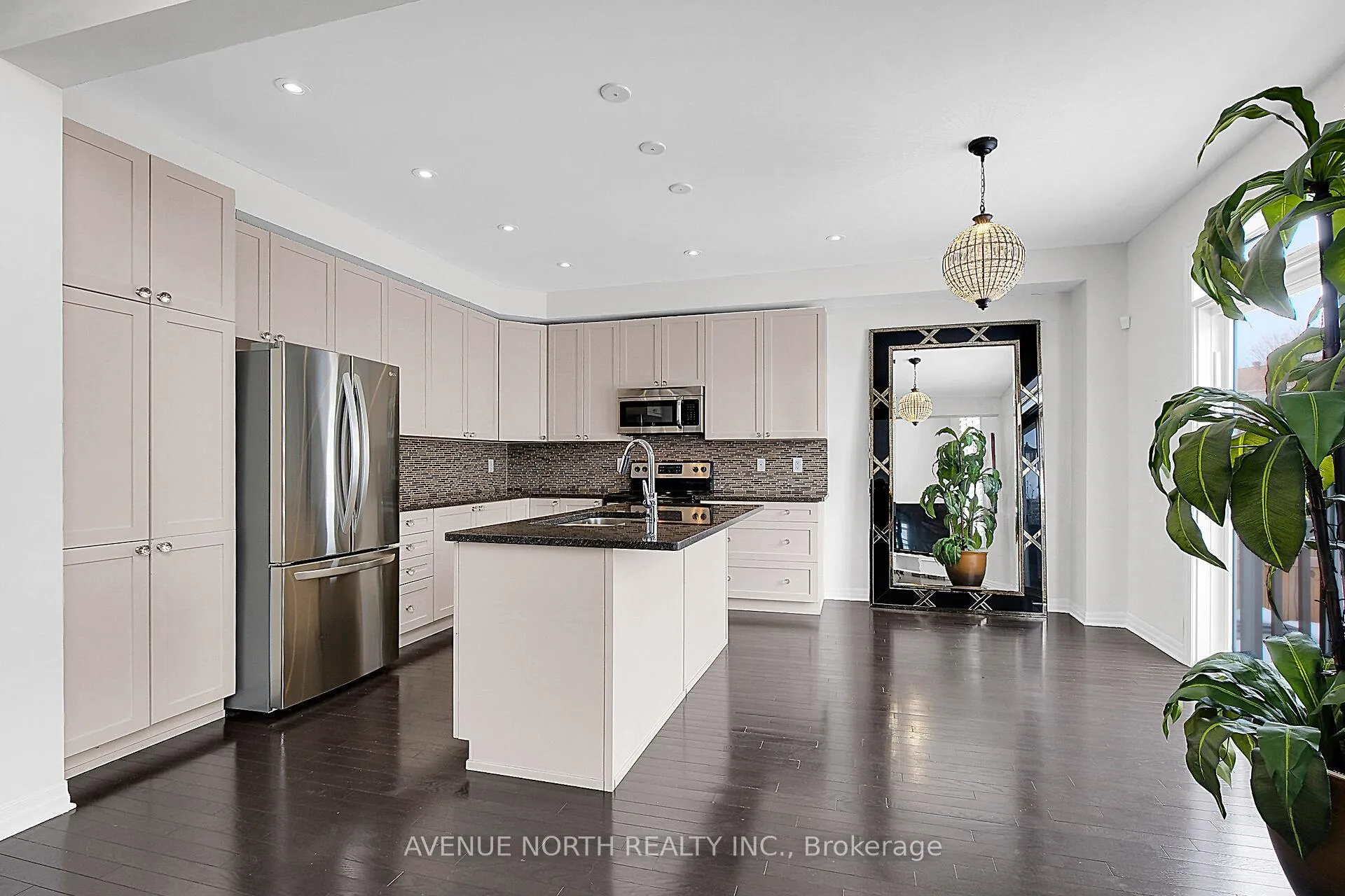 Photo 13 of 429 Dovehaven Street, Ottawa, Mer Bleue/Bradley Estates/Anderson Park — HOMEH