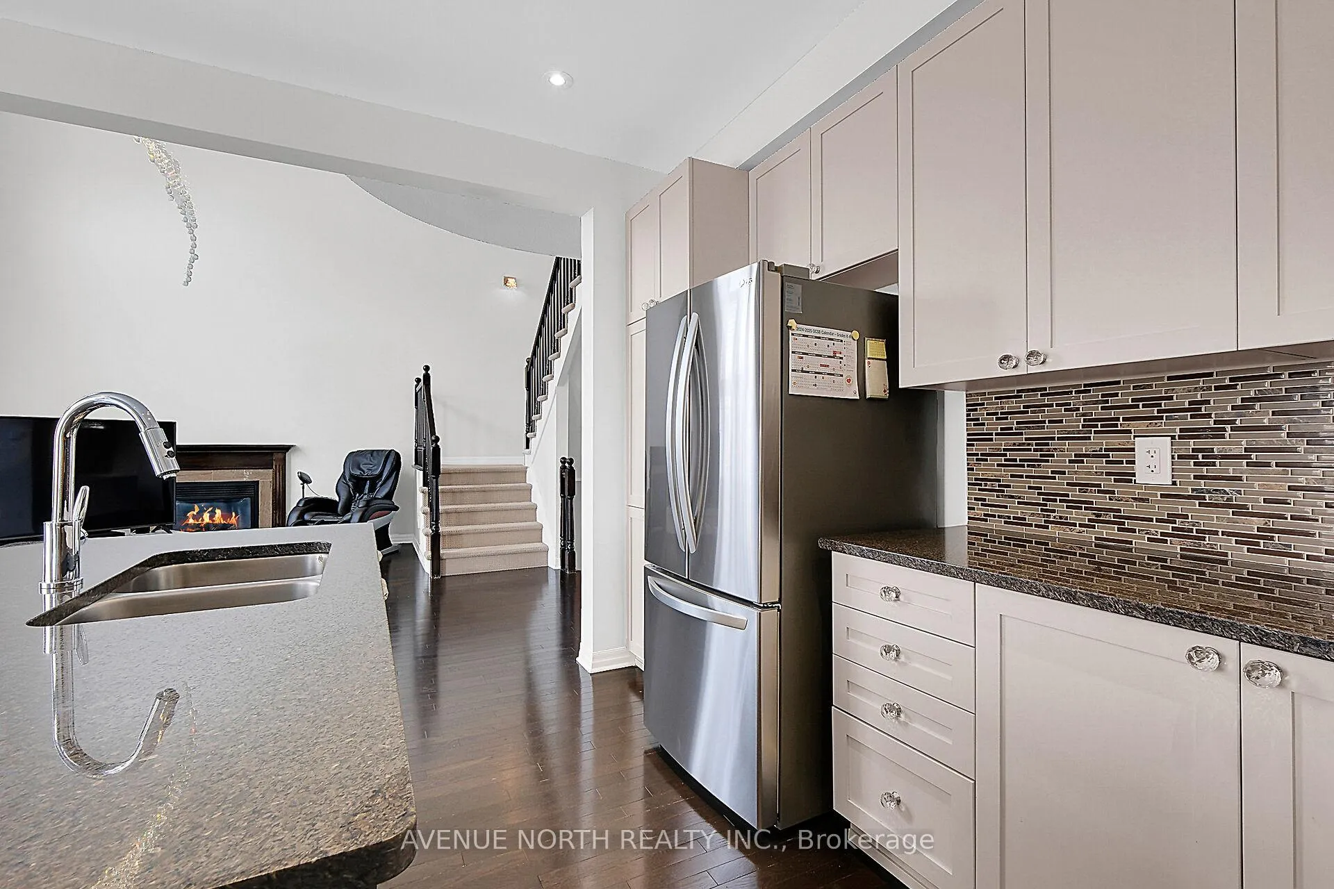 Photo 17 of 429 Dovehaven Street, Ottawa, Mer Bleue/Bradley Estates/Anderson Park — HOMEH