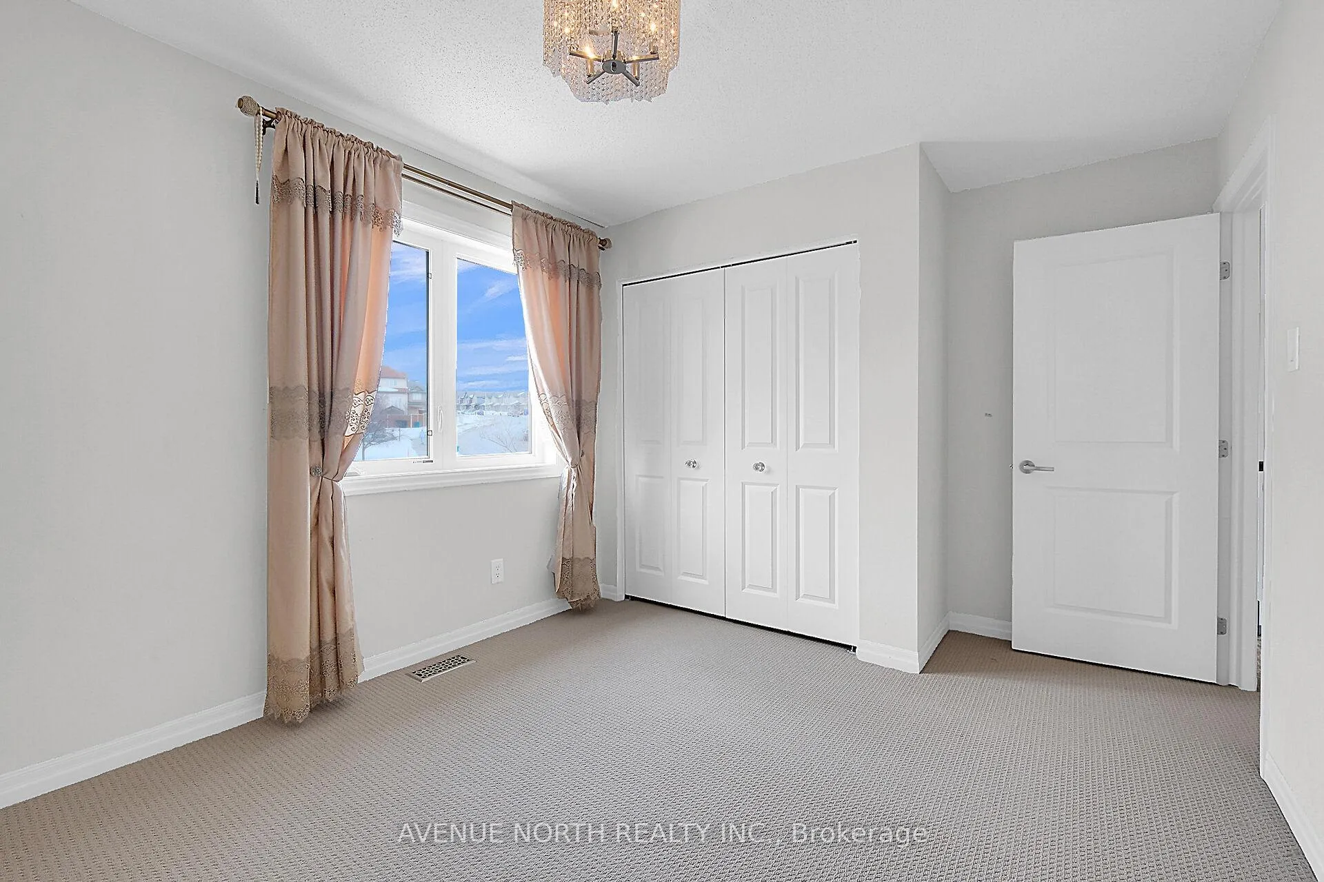Photo 27 of 429 Dovehaven Street, Ottawa, Mer Bleue/Bradley Estates/Anderson Park — HOMEH