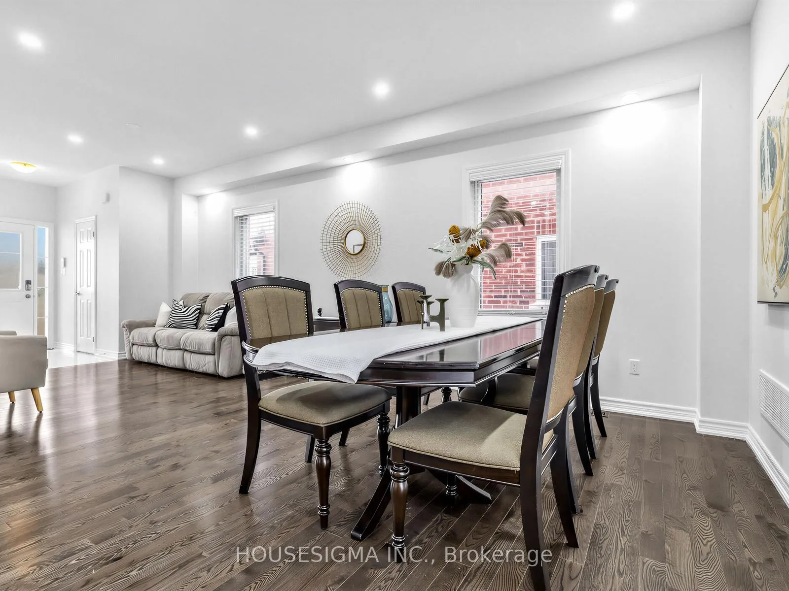 Photo 7 of 1278 Bardeau Street, Innisfil, Lefroy — HOMEH