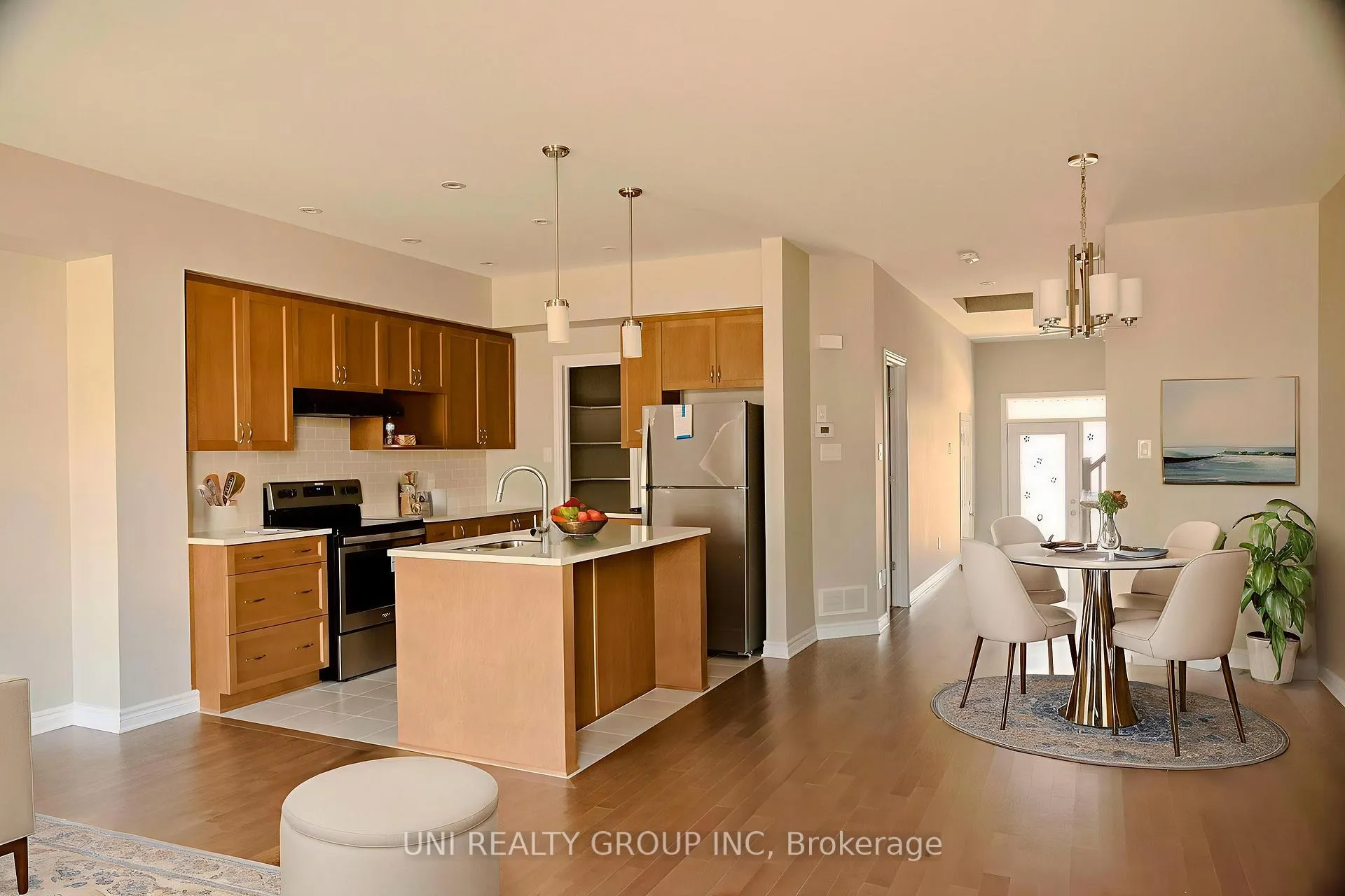 Photo 10 of 780 Twist Way, Ottawa, Kanata - Emerald Meadows/Trailwest — HOMEH