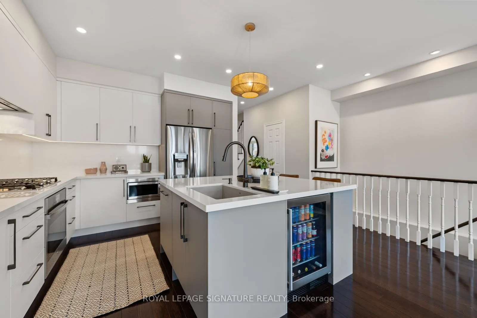 Photo 11 of 101 Boardwalk Drive, Toronto, The Beaches — HOMEH