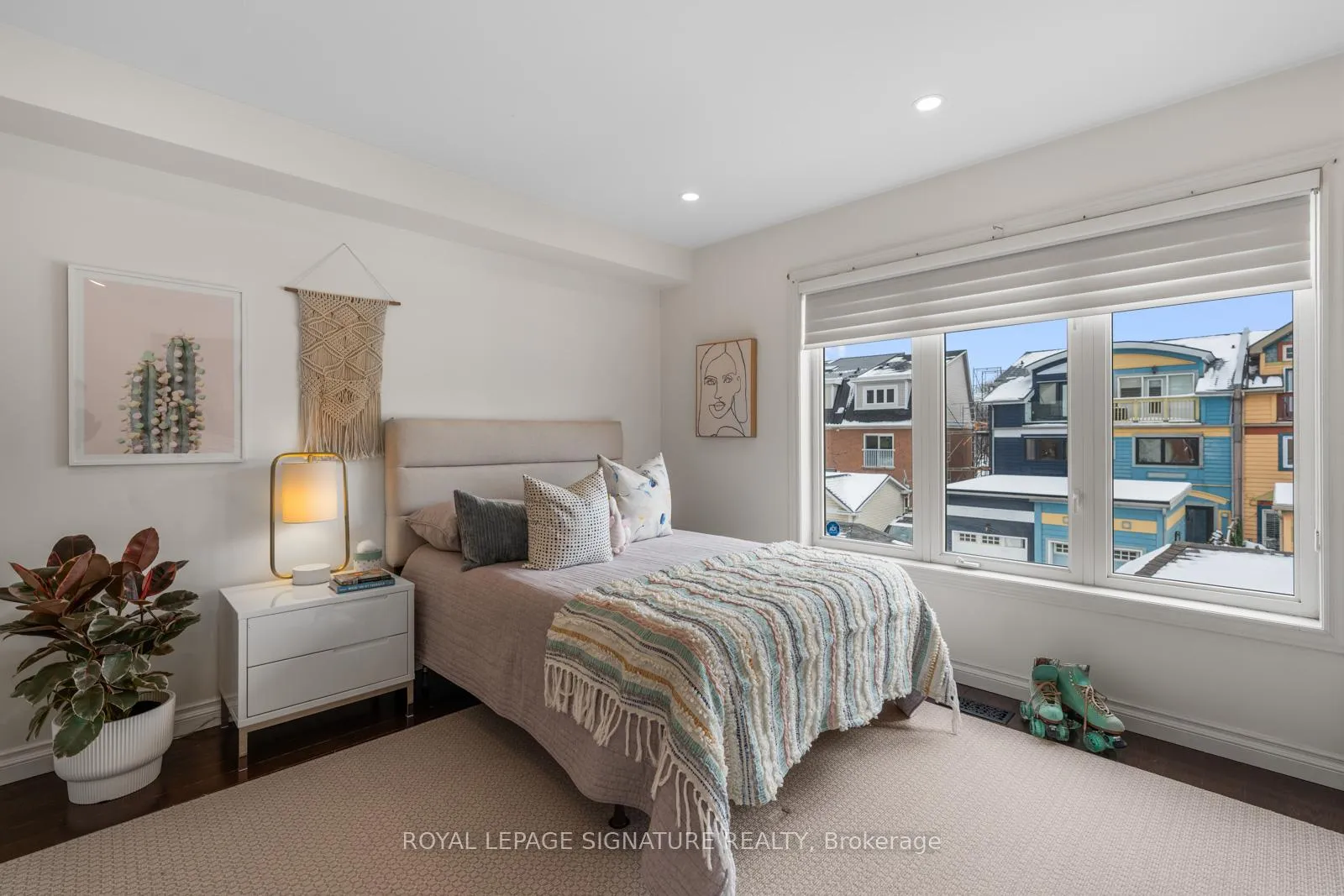Photo 20 of 101 Boardwalk Drive, Toronto, The Beaches — HOMEH